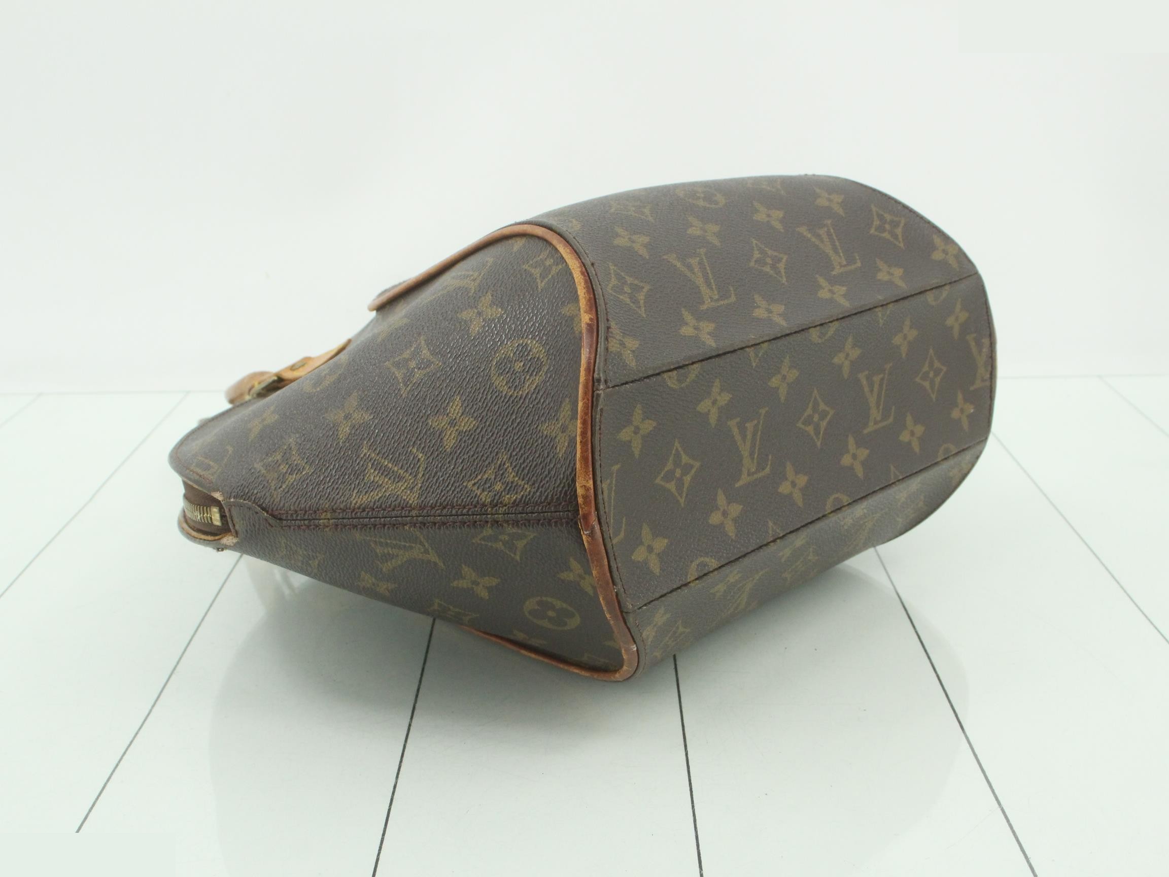 handbag — view 5