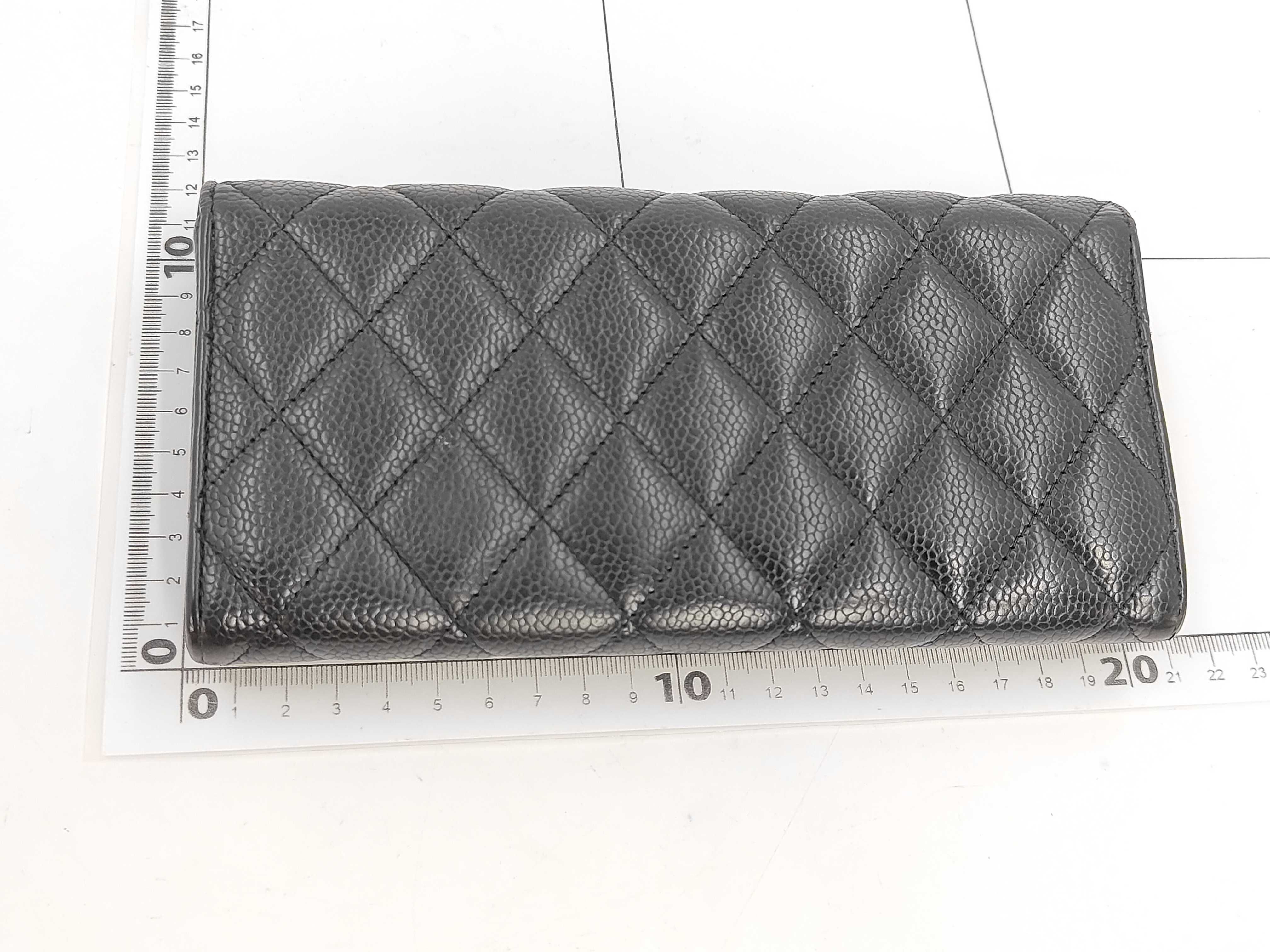 Matelasse Coco Mark Long Wallet Black Wallet — view 2