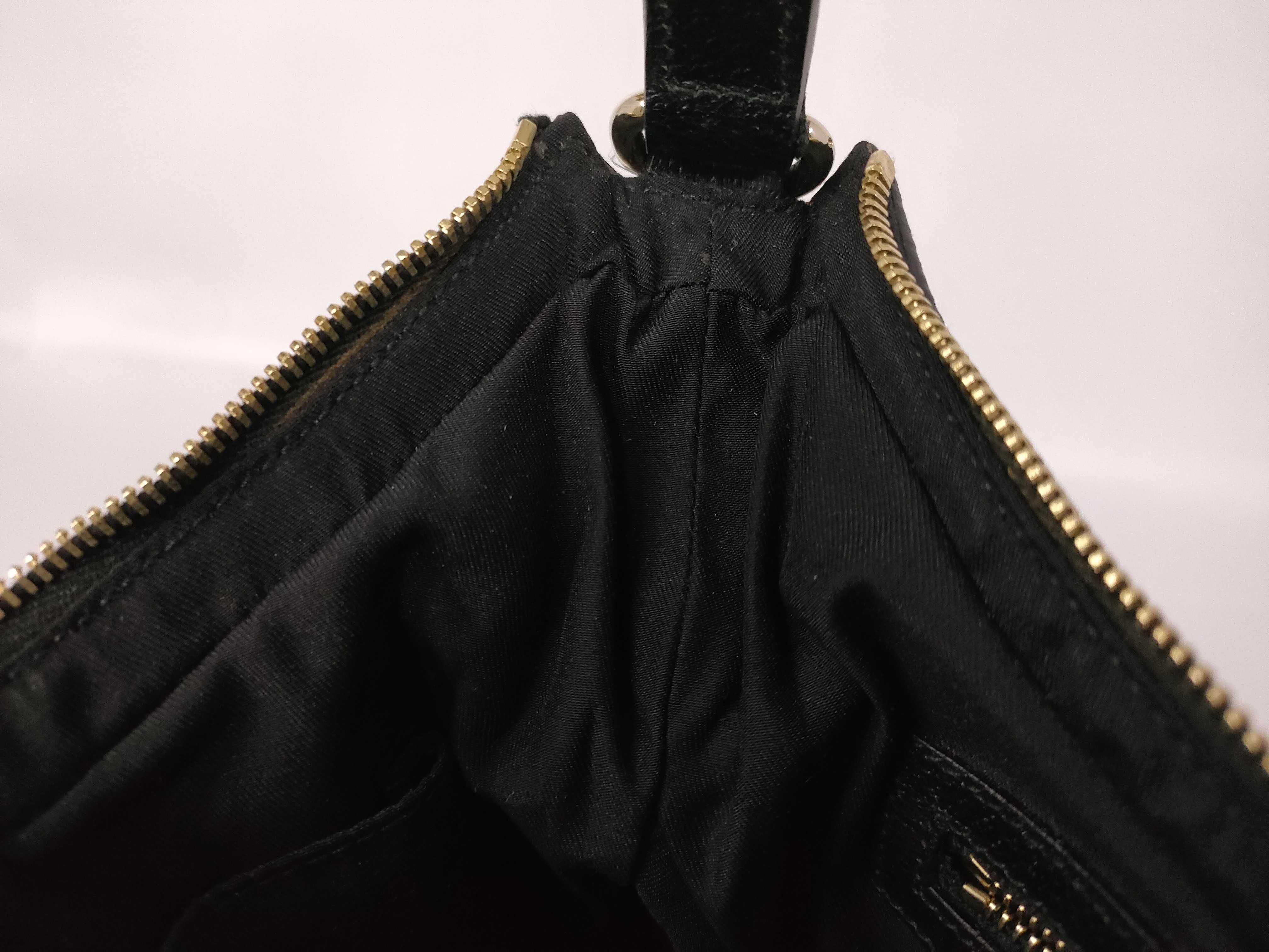 GG Canvas One-Shoulder Bag 154395 — view 10