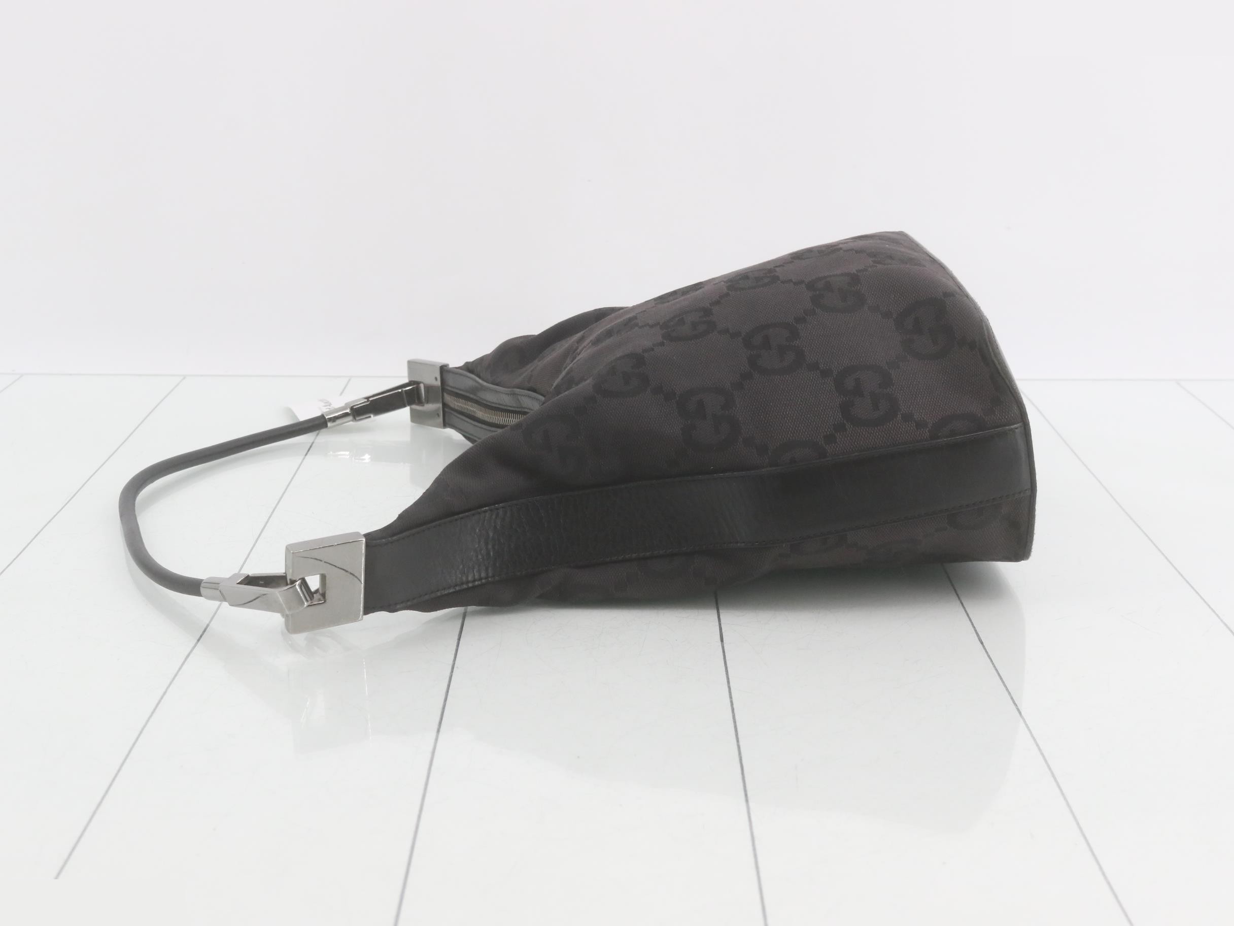Jumbo GG Canvas Leather One-Shoulder Bag — view 4
