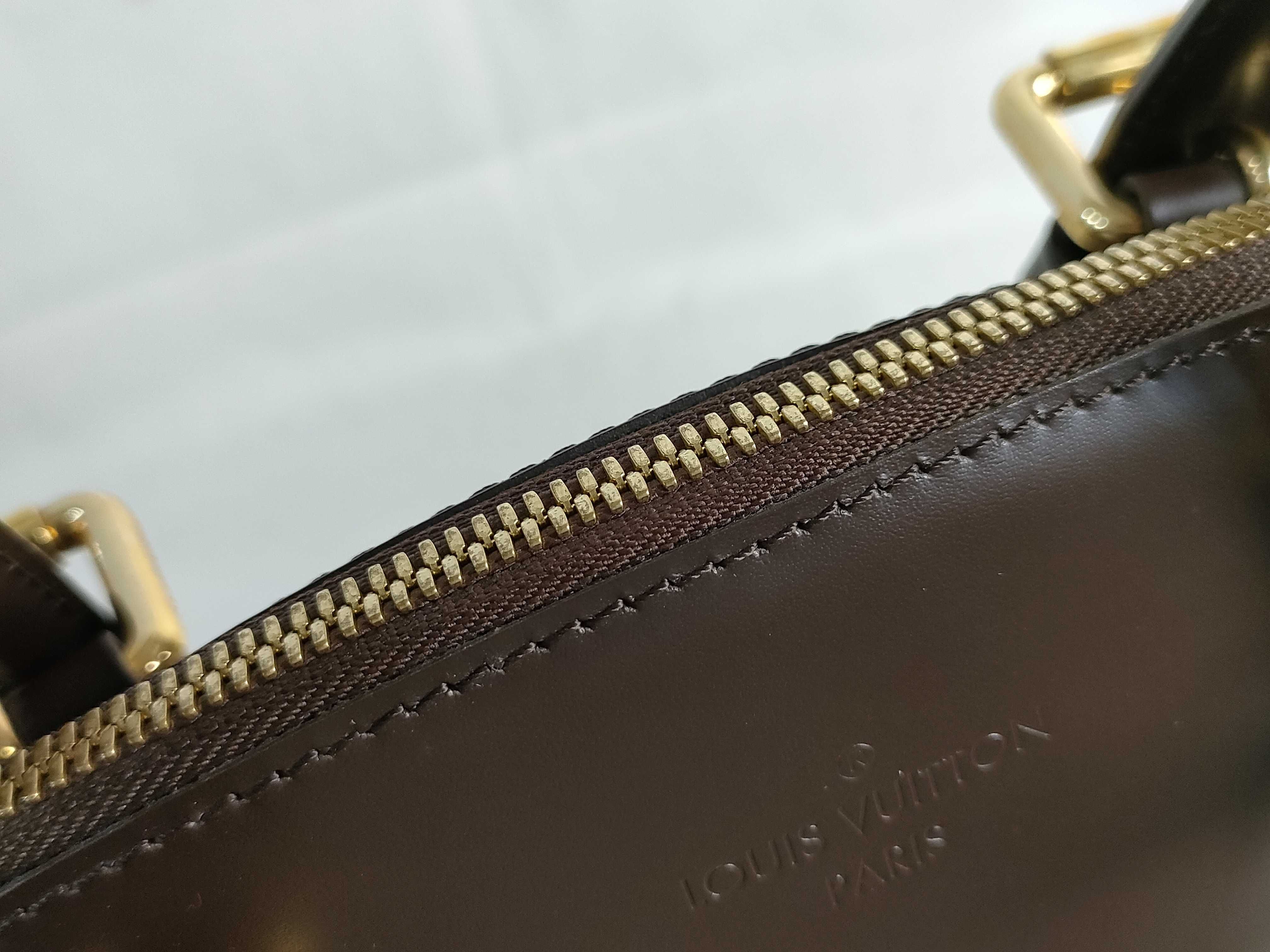 Damier Verona MM Handbag — view 8