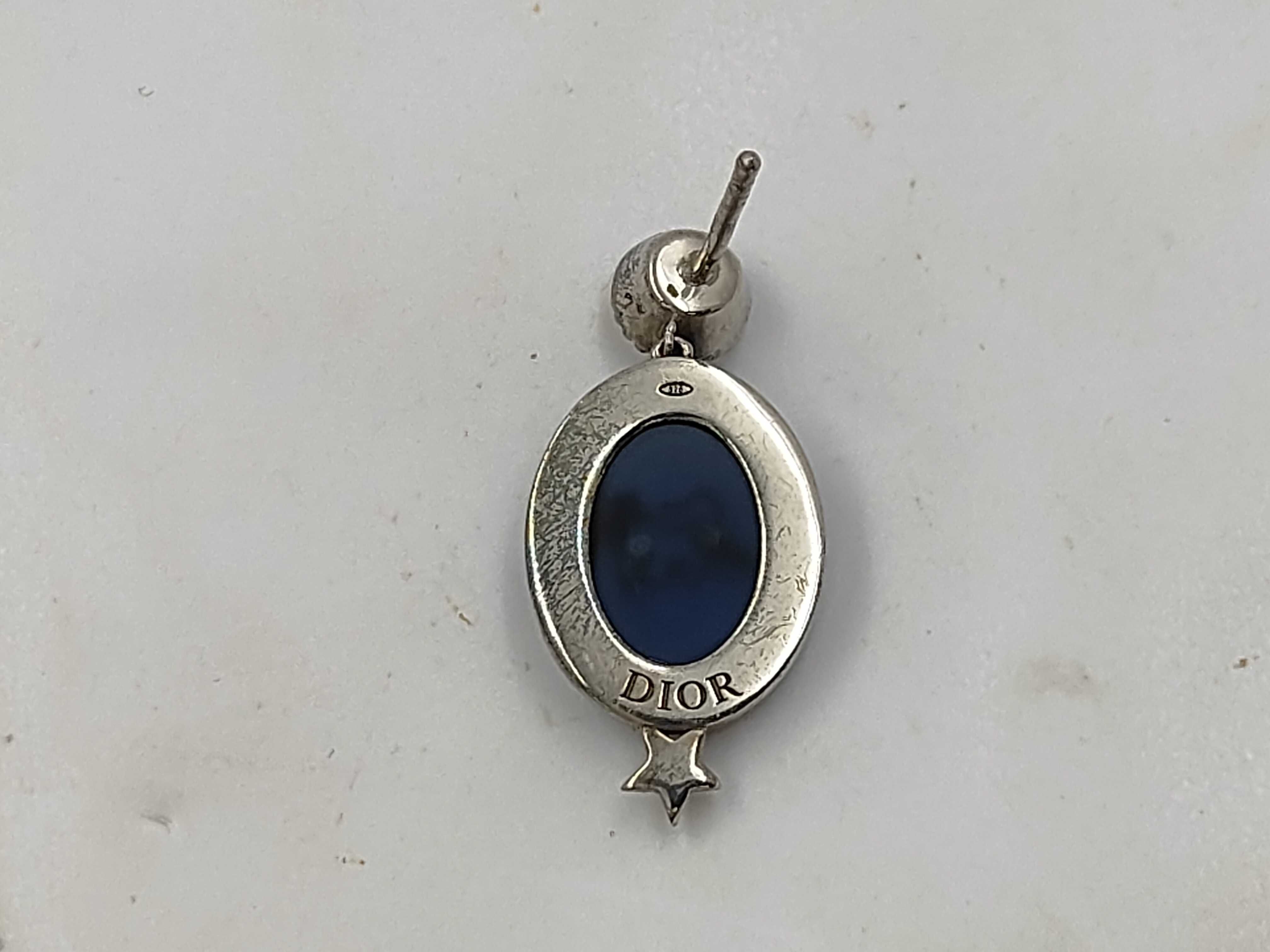 single earring, lion drop, 925 sterling silver engraved. — view 2