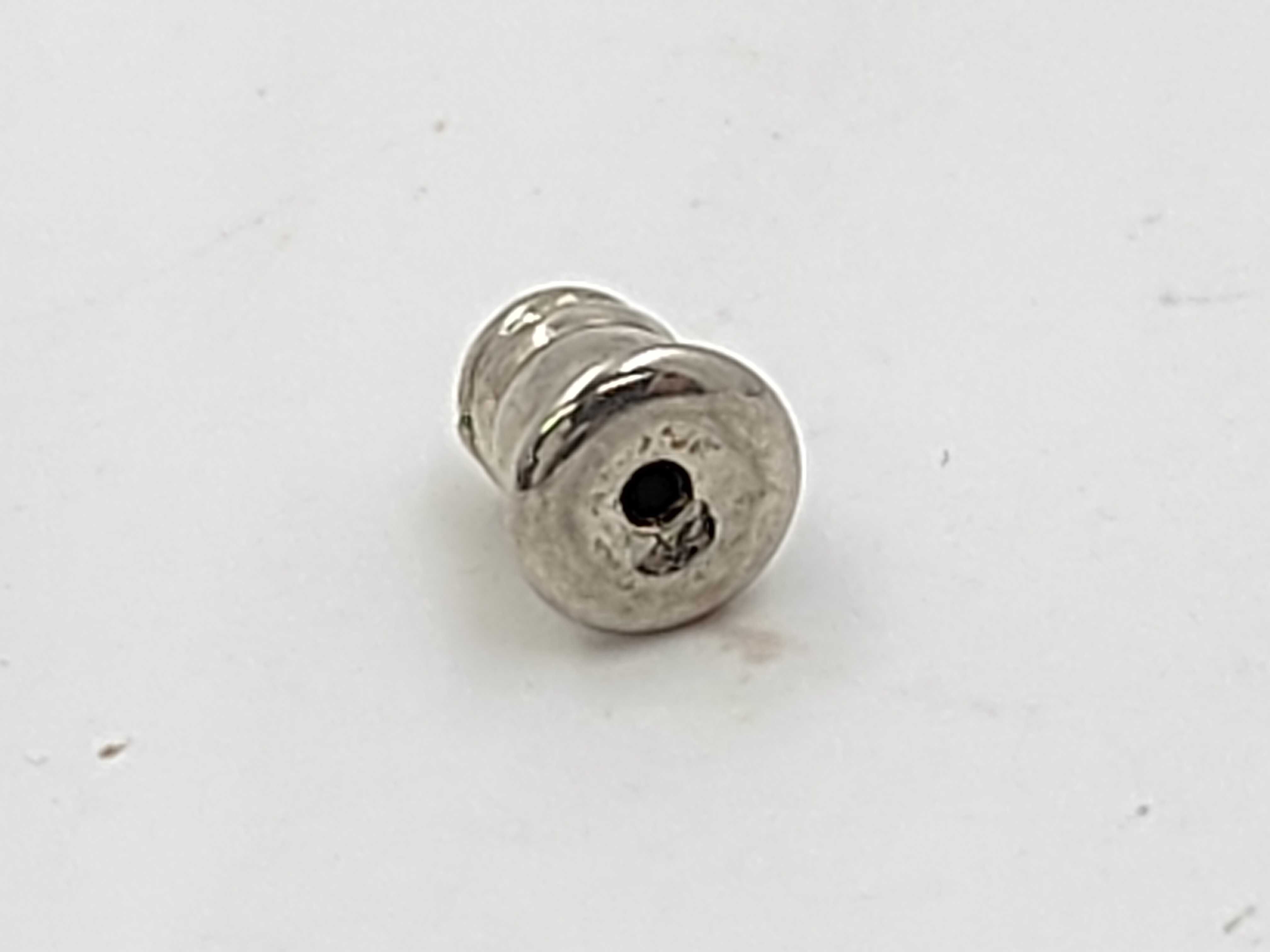 single earring, lion drop, 925 sterling silver engraved. — view 8