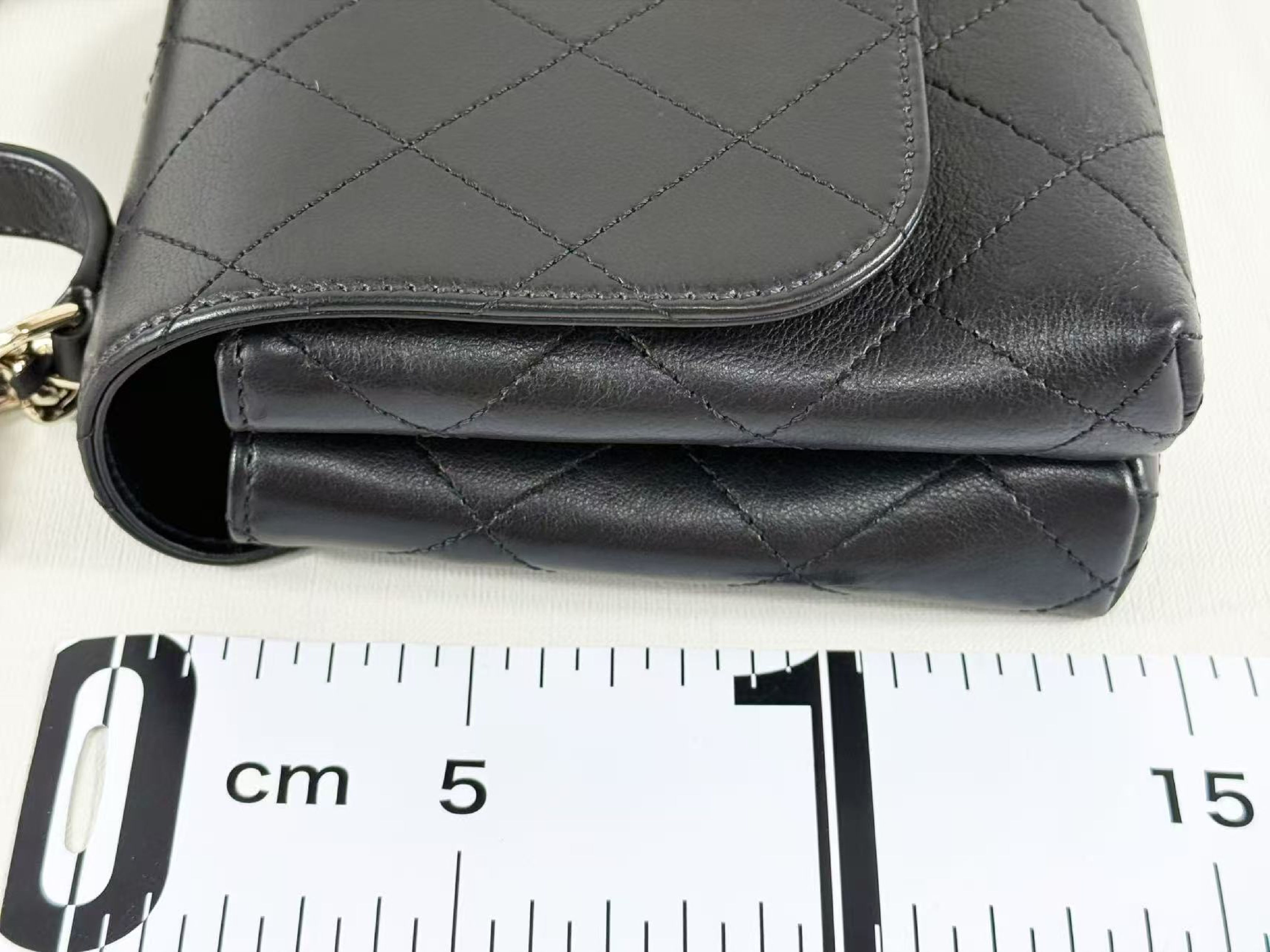 Black Matelassé 2-way Tanlock Bag, W20/H15/D6cm (approx.), serial number in the 28 range, with dust bag and seal. Gold hardware. Handbag/Shoulder bag. Item number 28486912. Excellent condition. A (Shoulder bag) — view 5