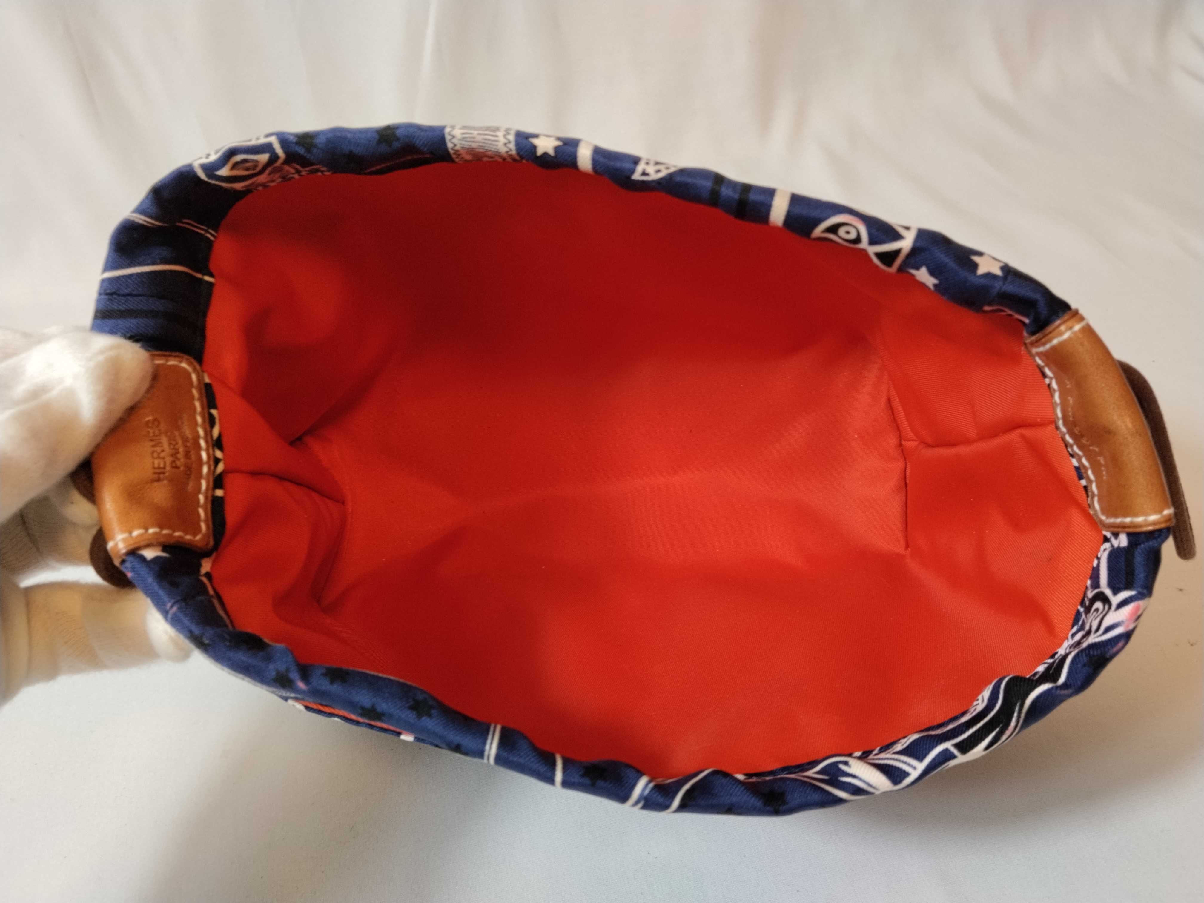 pouch — view 9