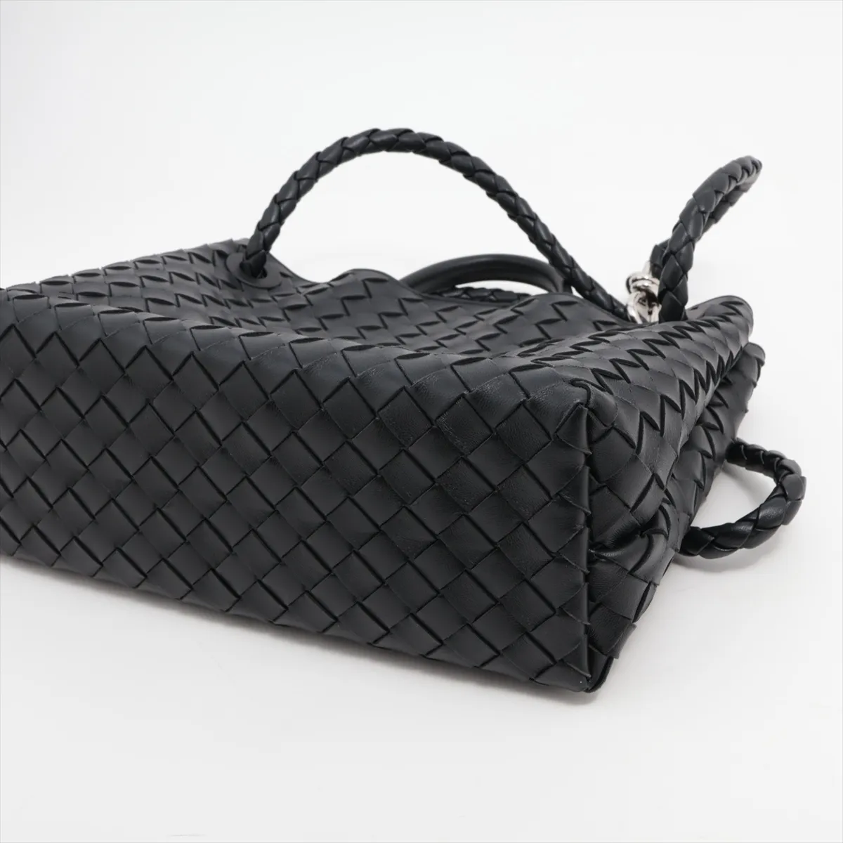 Intrecciato Medium Andiamo Leather 2WAY Handbag Black — view 3
