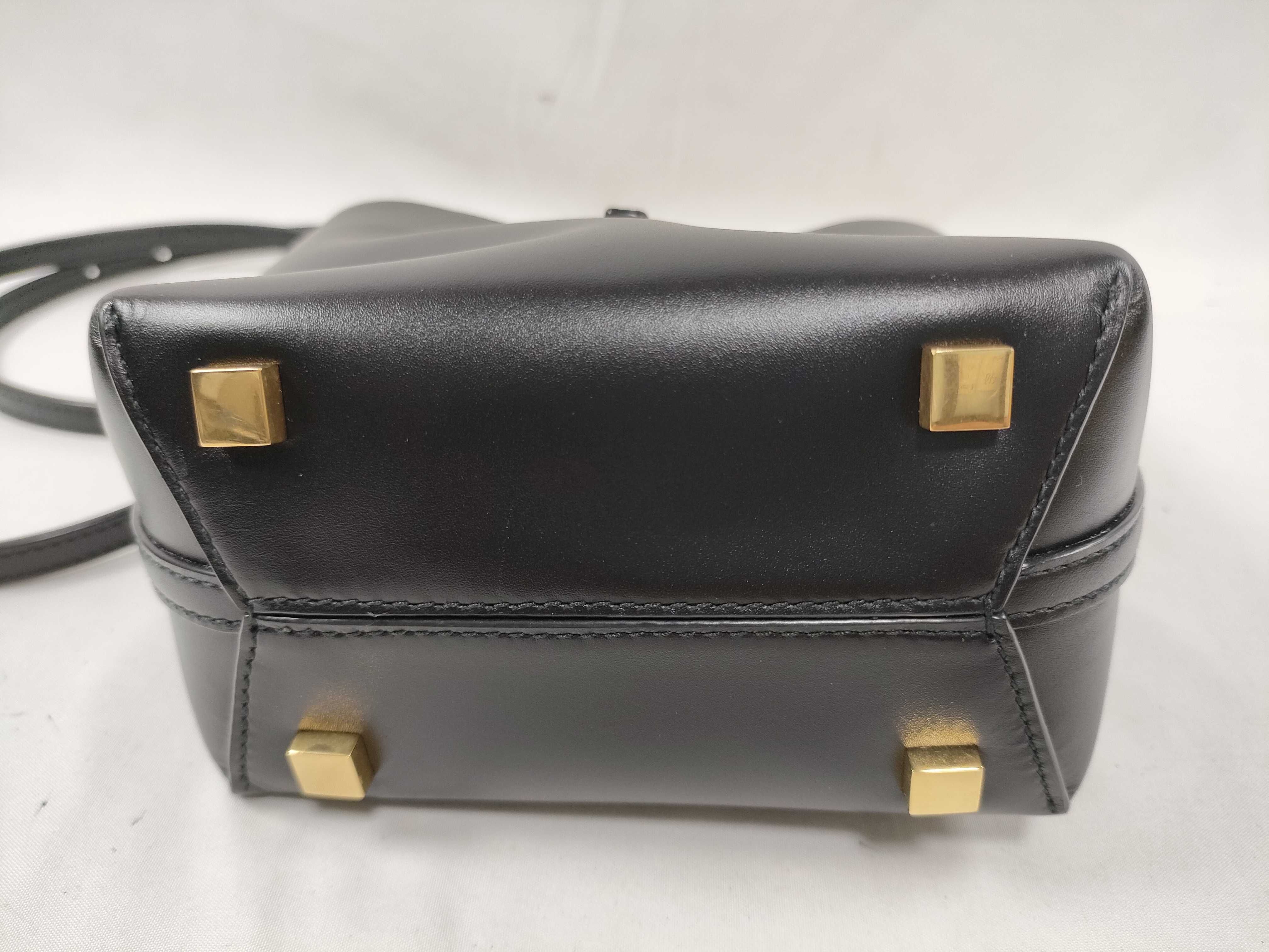 LE 37 2-Way Shoulder Bag, Leather, Black, Gold Hardware, Shoulder Strap, Handbag — view 6