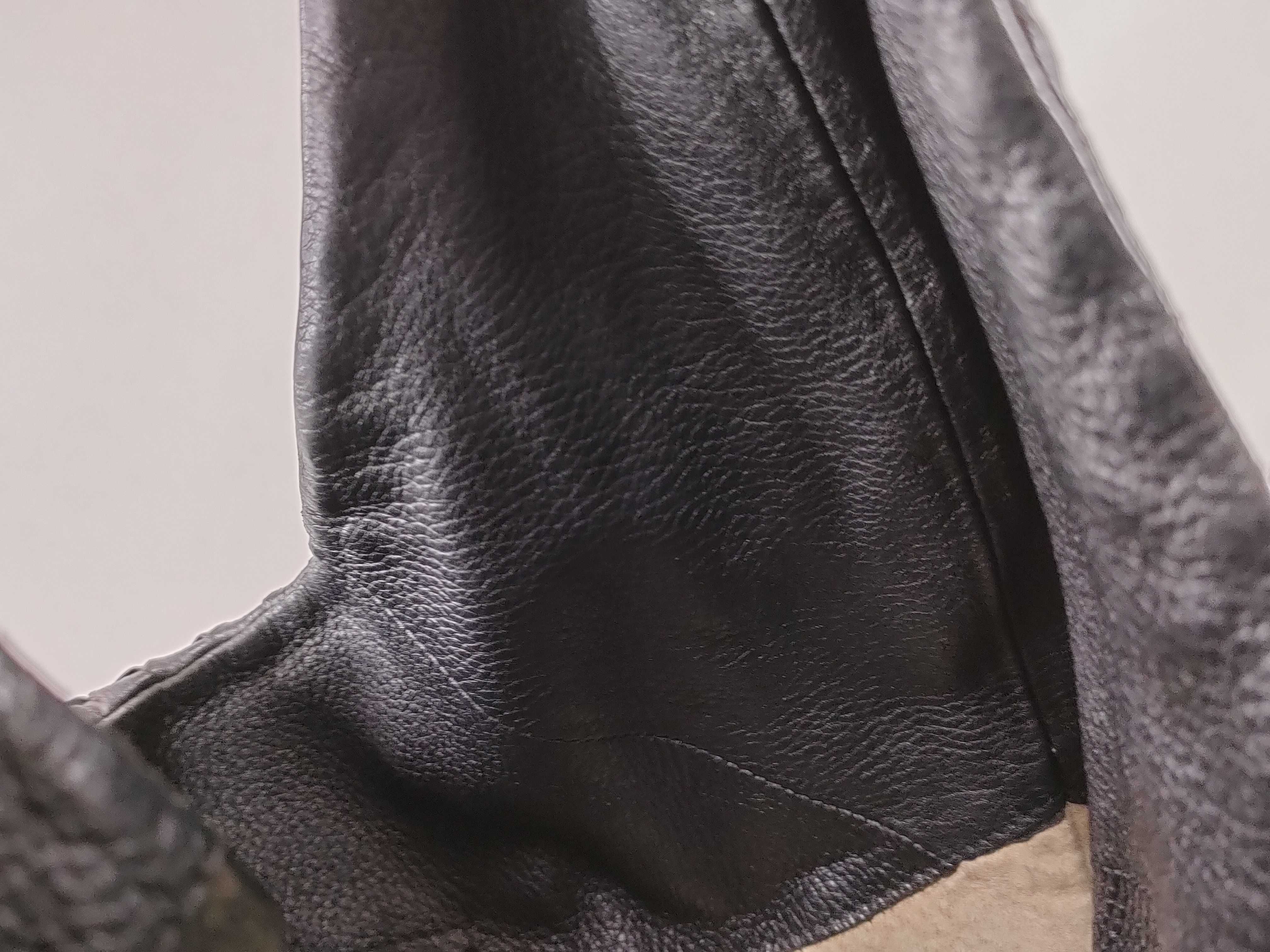 Intrecciato Cervo One-Shoulder Bag — view 9