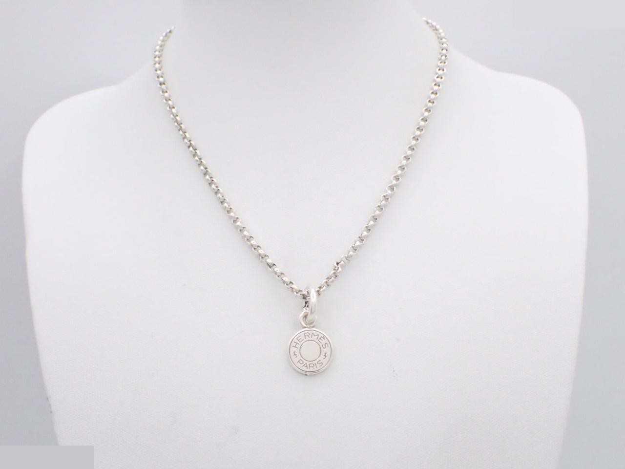 Sellier necklace pendant, chain approximately 40cm — view 3