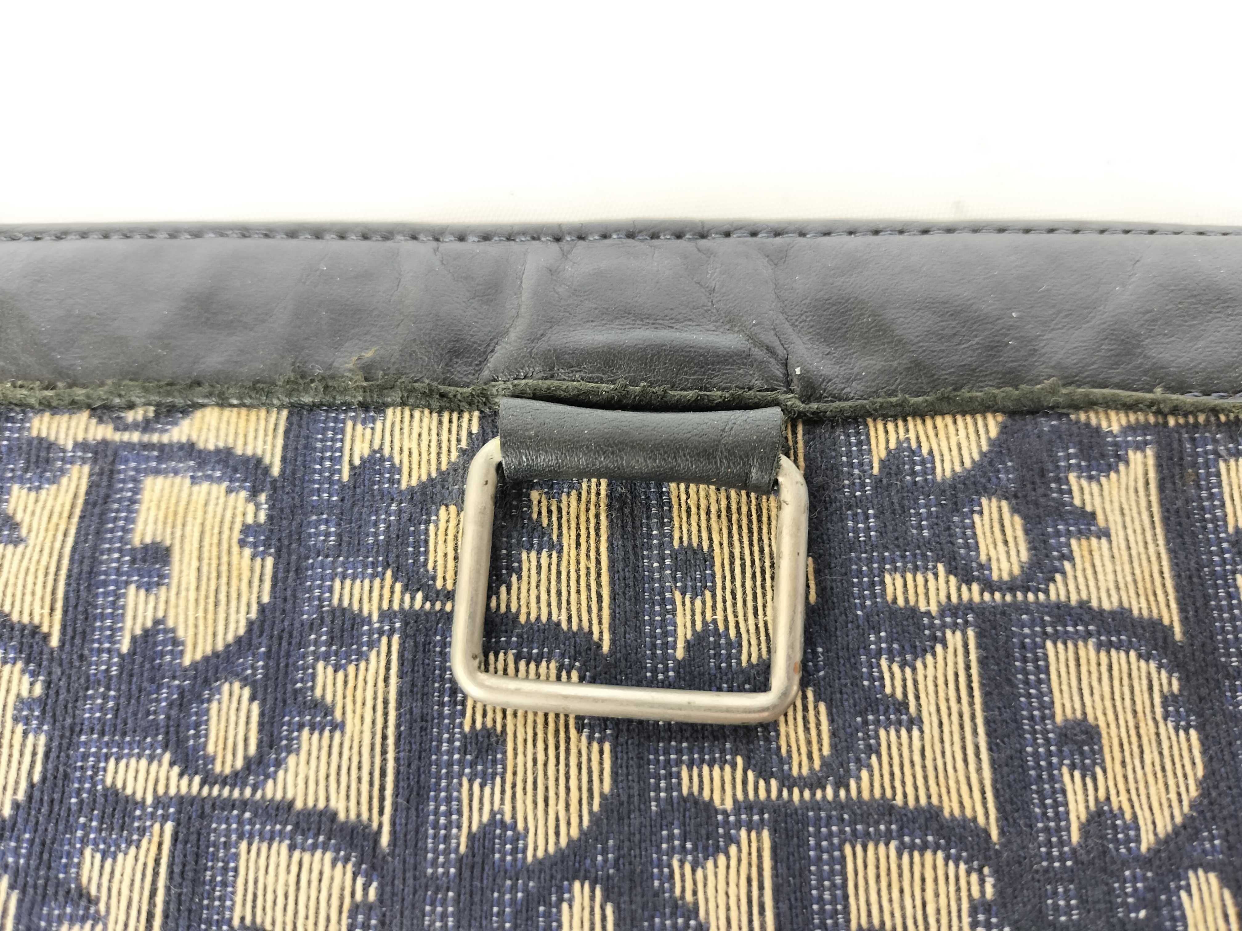 Trotter Pouch — view 5