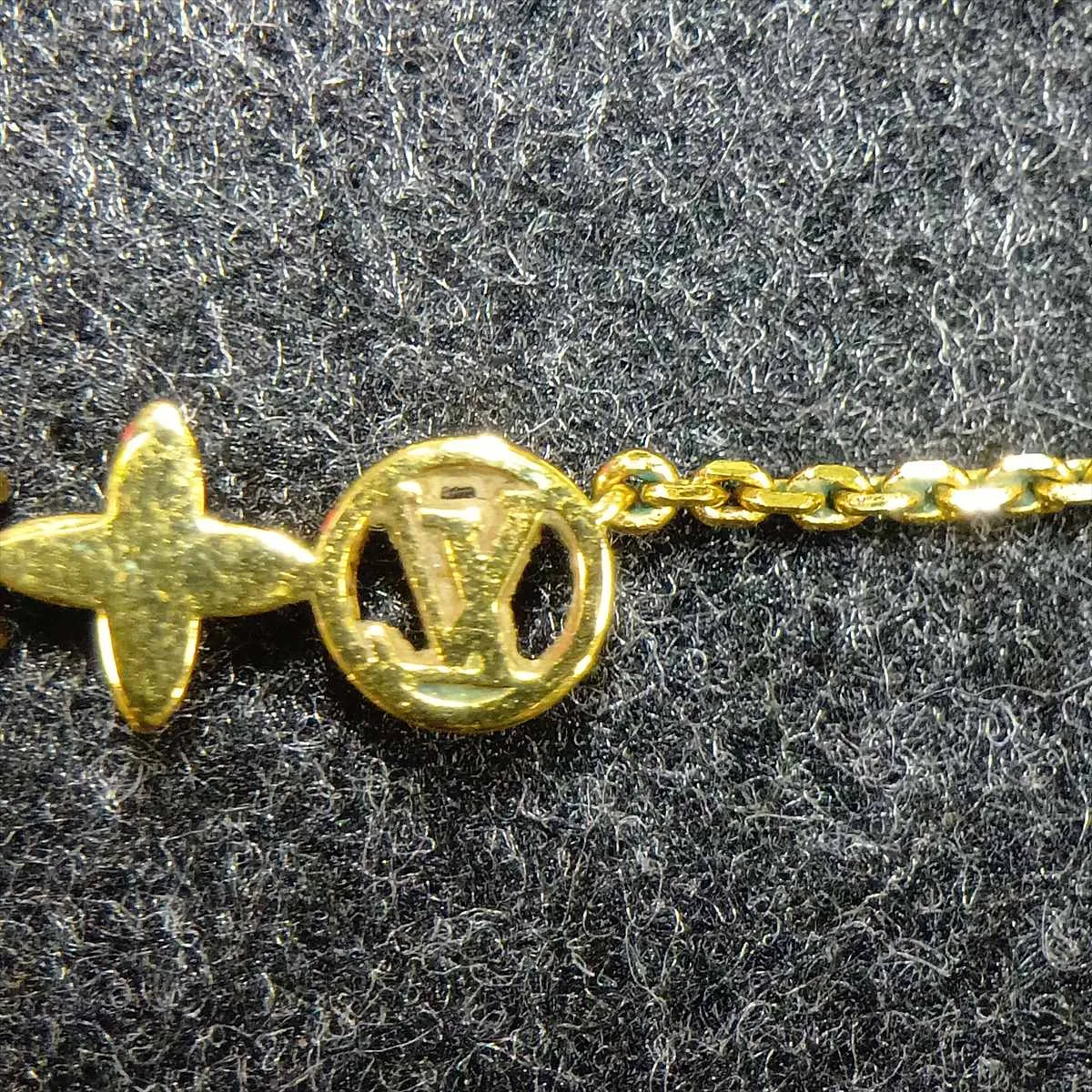 M00368 Collier Petit Louis LE2282 Necklace, GP Gold. Shows signs of wear, — view 7