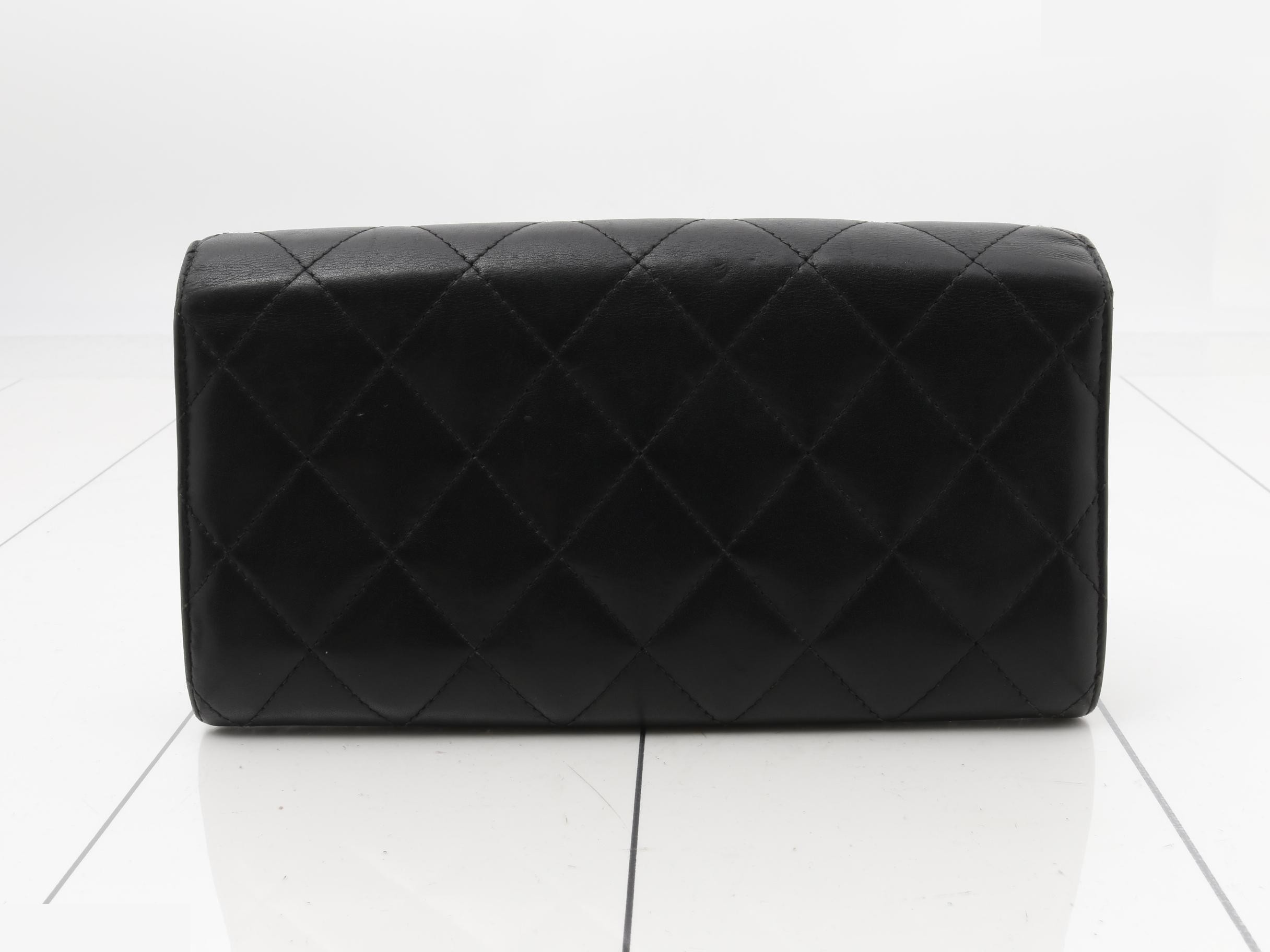 Cambon Line wallet, model number 16. — view 2