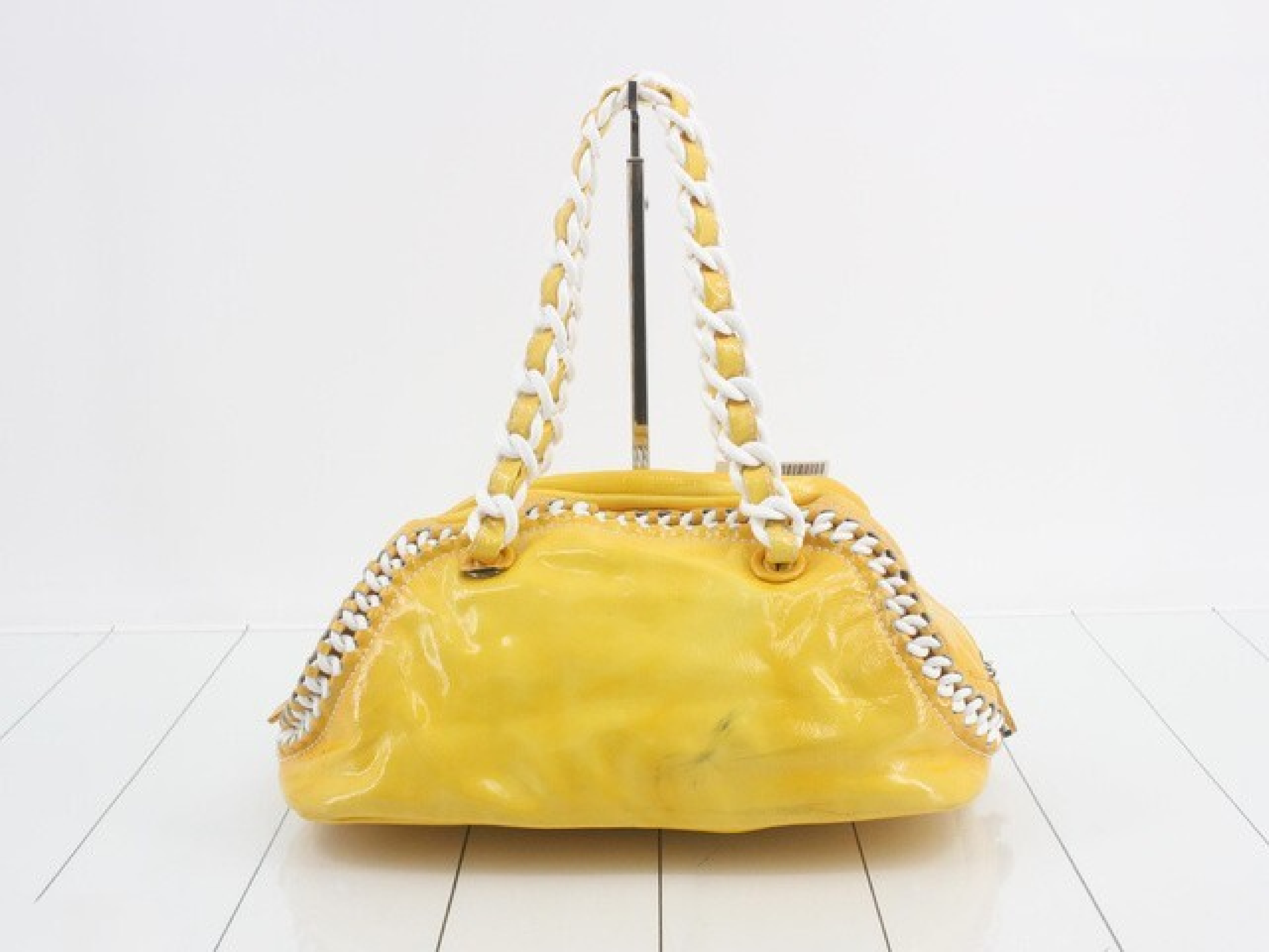 enamel Boston bag with plastic chain, serial number 12. — view 2