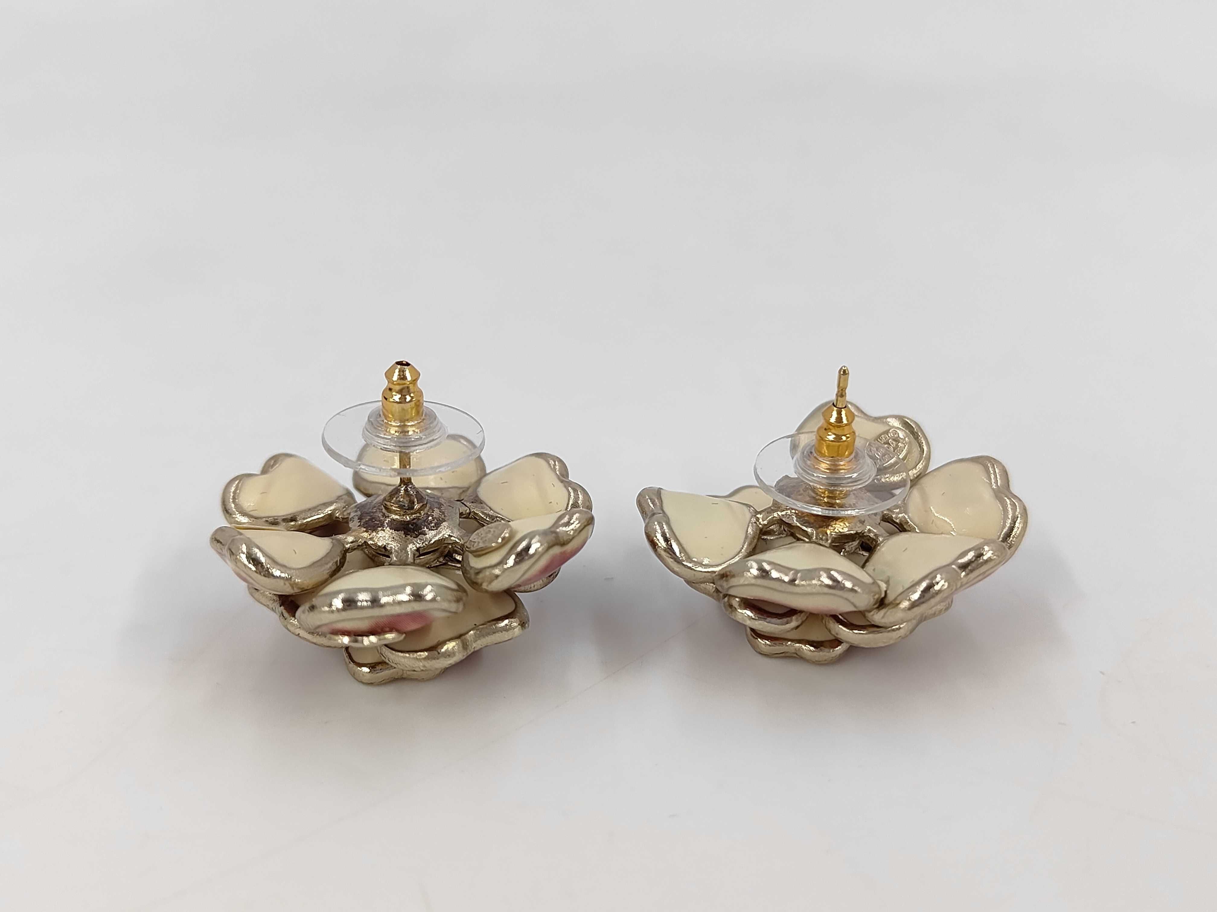 flower earrings with rice earrings — view 4
