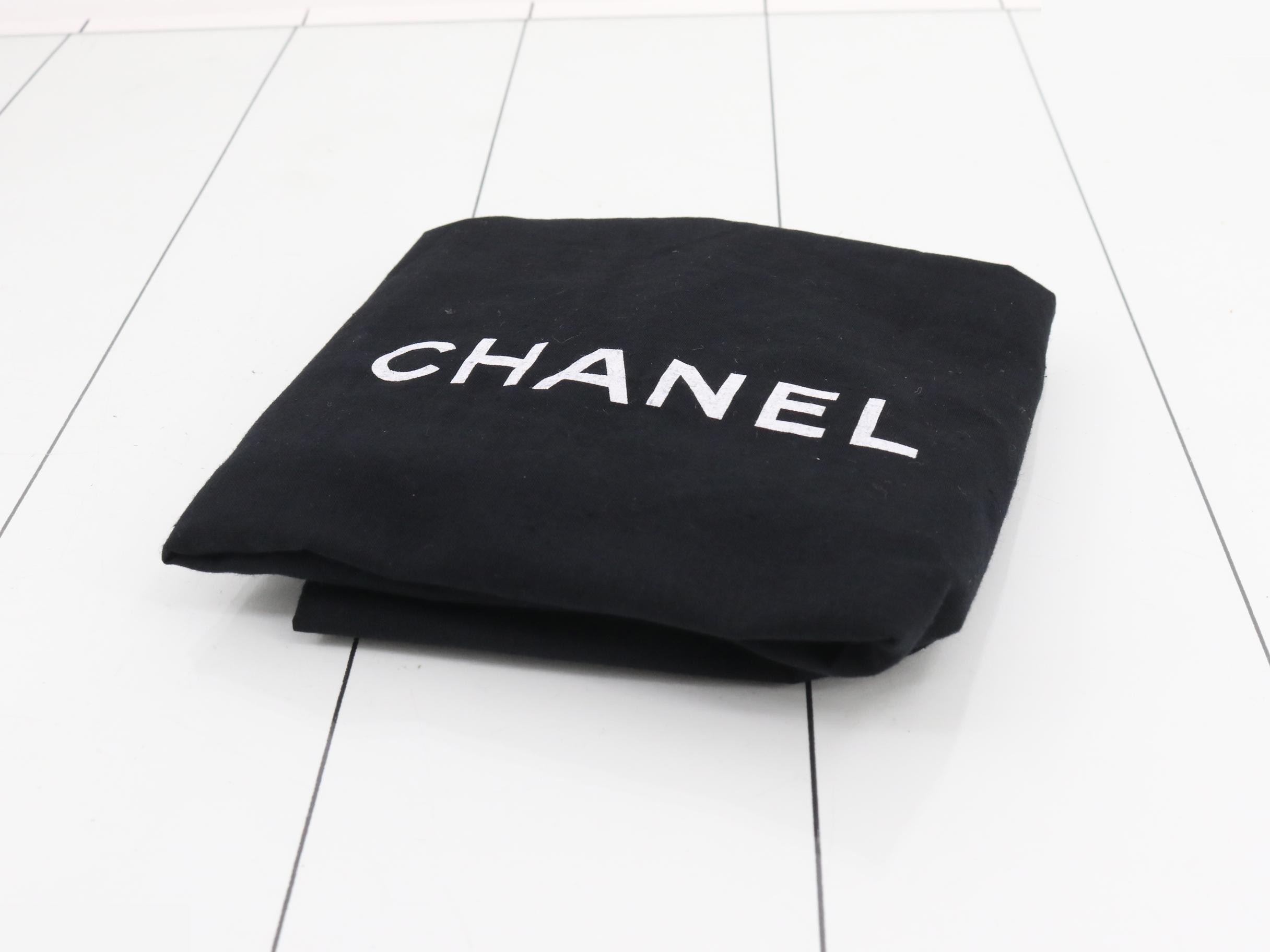 Reissue tote bag, item number 6 — view 7