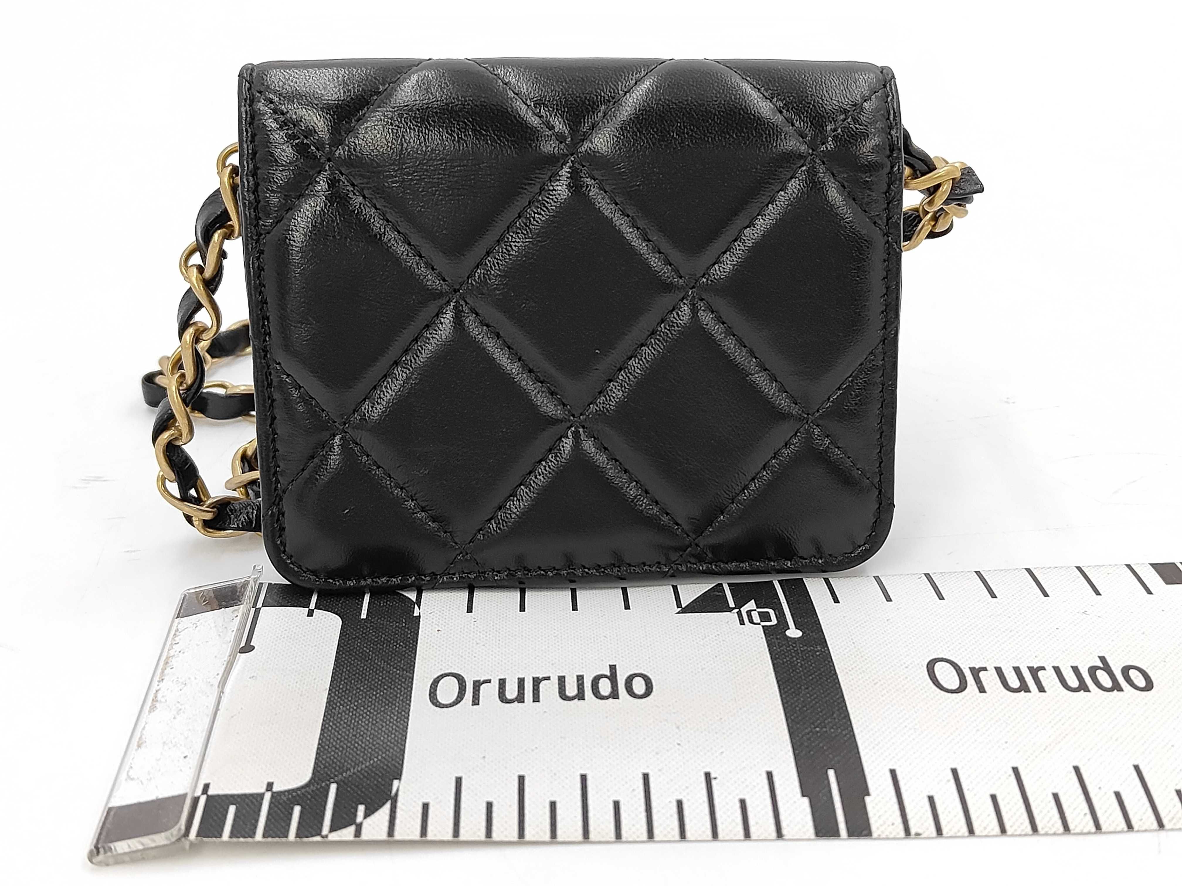 Matelassé Coco Mark Chain Clutch Shoulder Bag — view 2