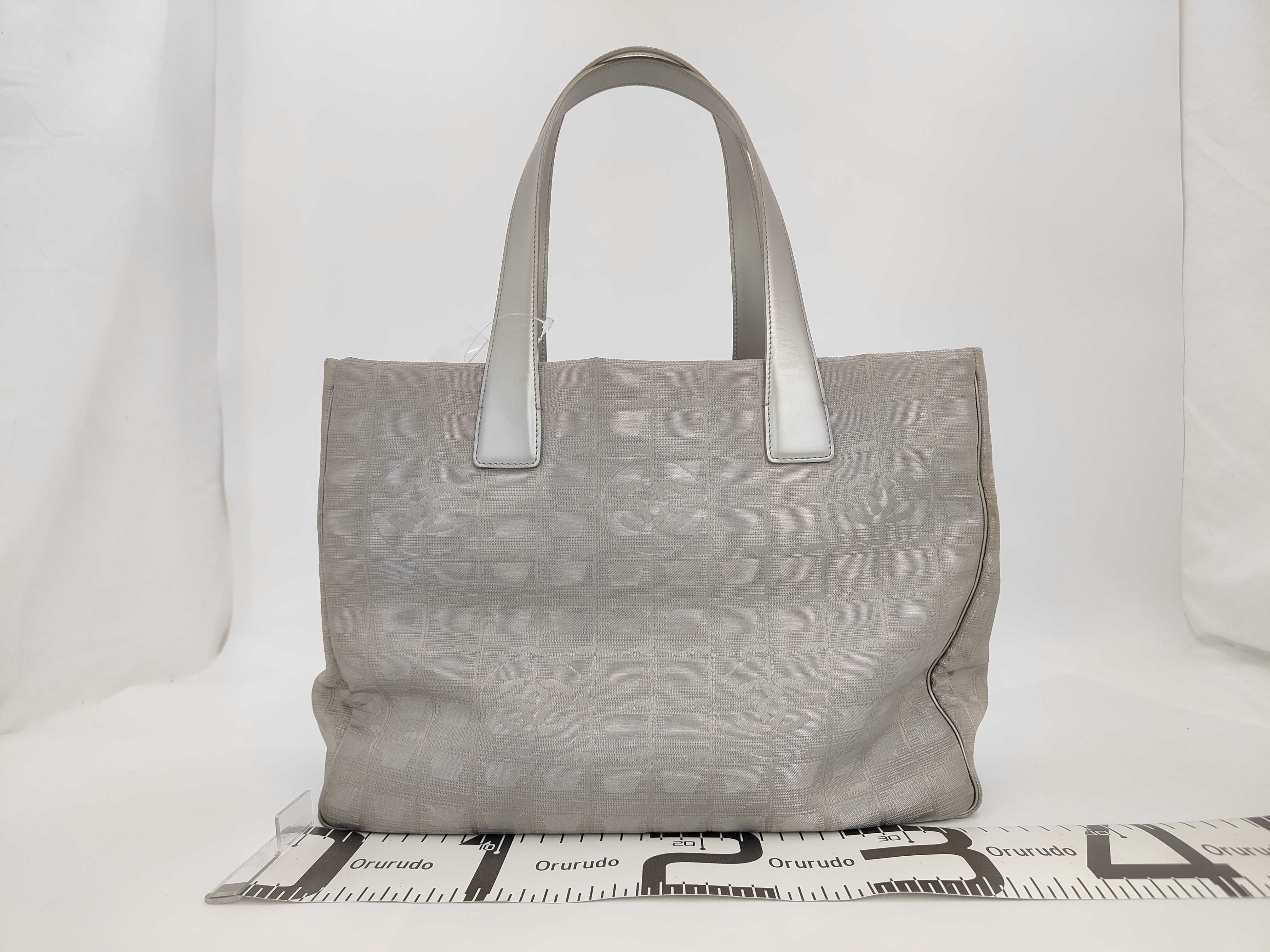 New Travel Line Tote Bag MM Tote Bag — view 2