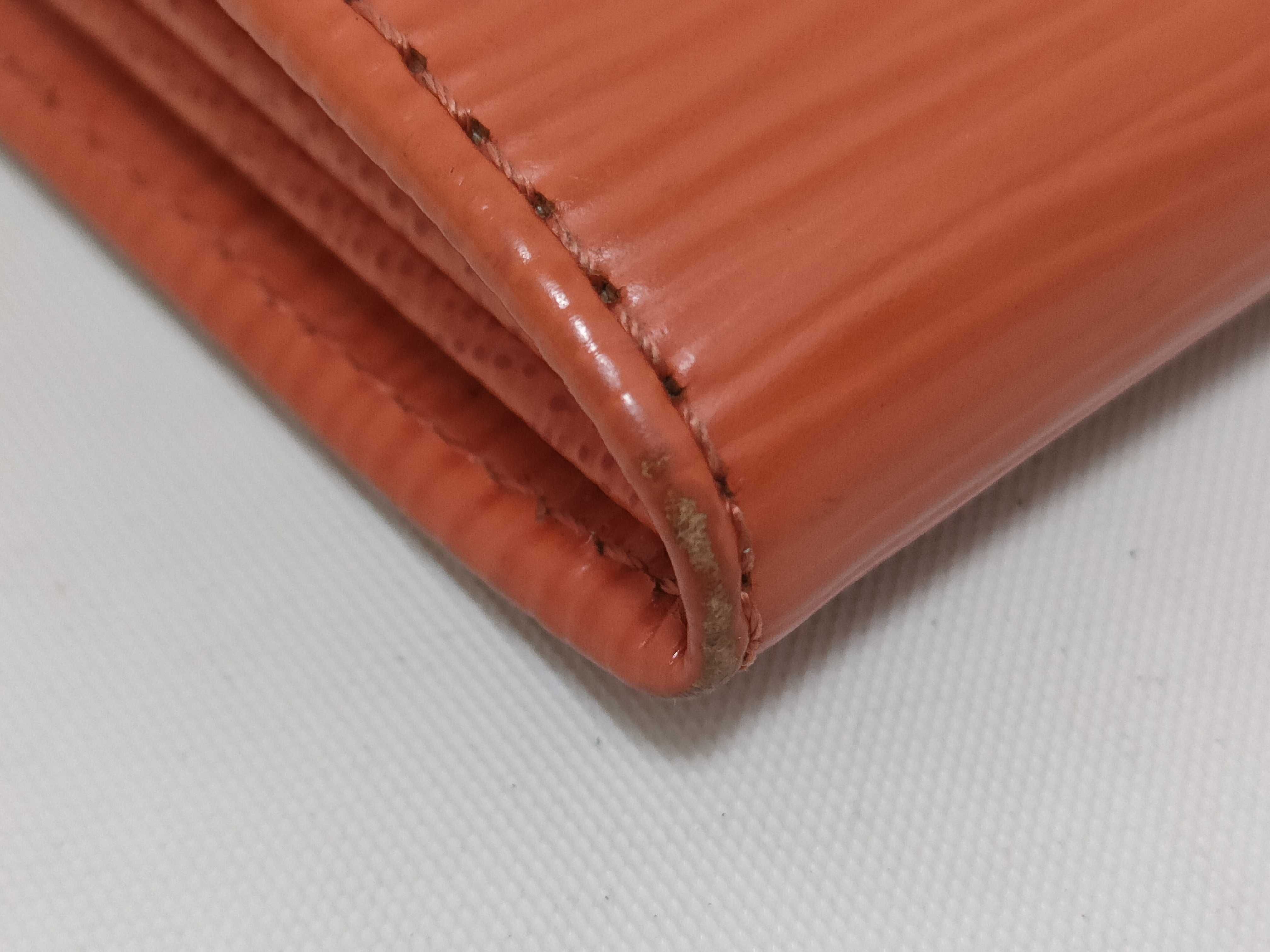 Epi LV Epi Portefeuille Sarah M60323 Wallet — view 4