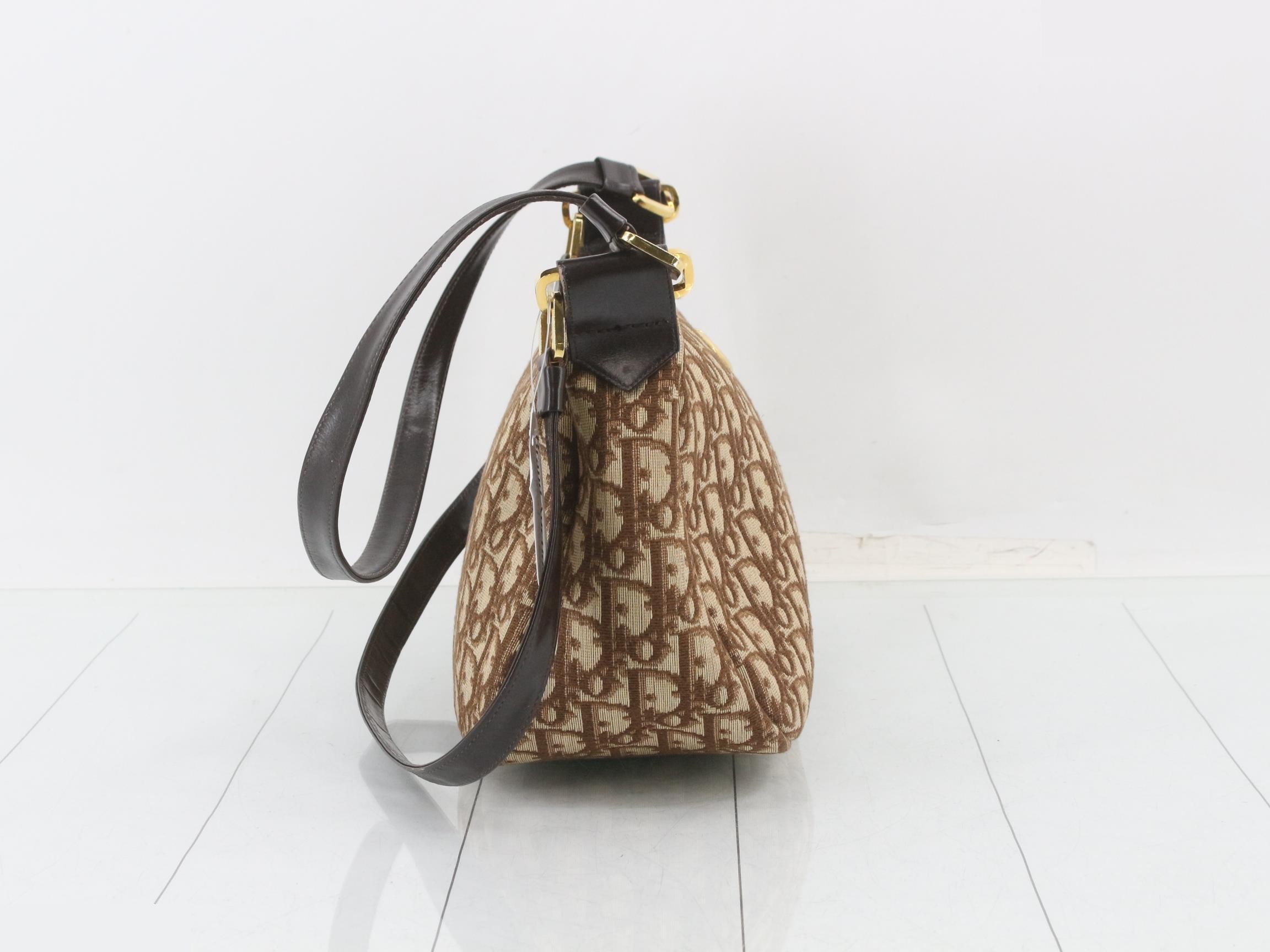 Trotter (bag) - Shoulder bag - Brown — view 4
