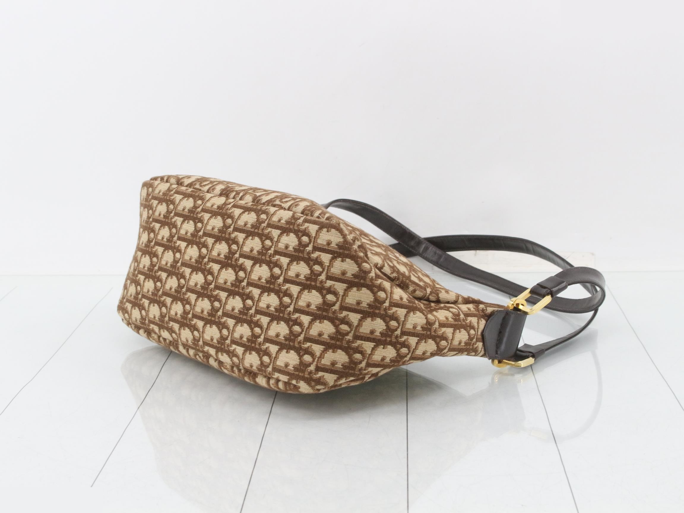 Trotter (bag) - Shoulder bag - Brown — view 6