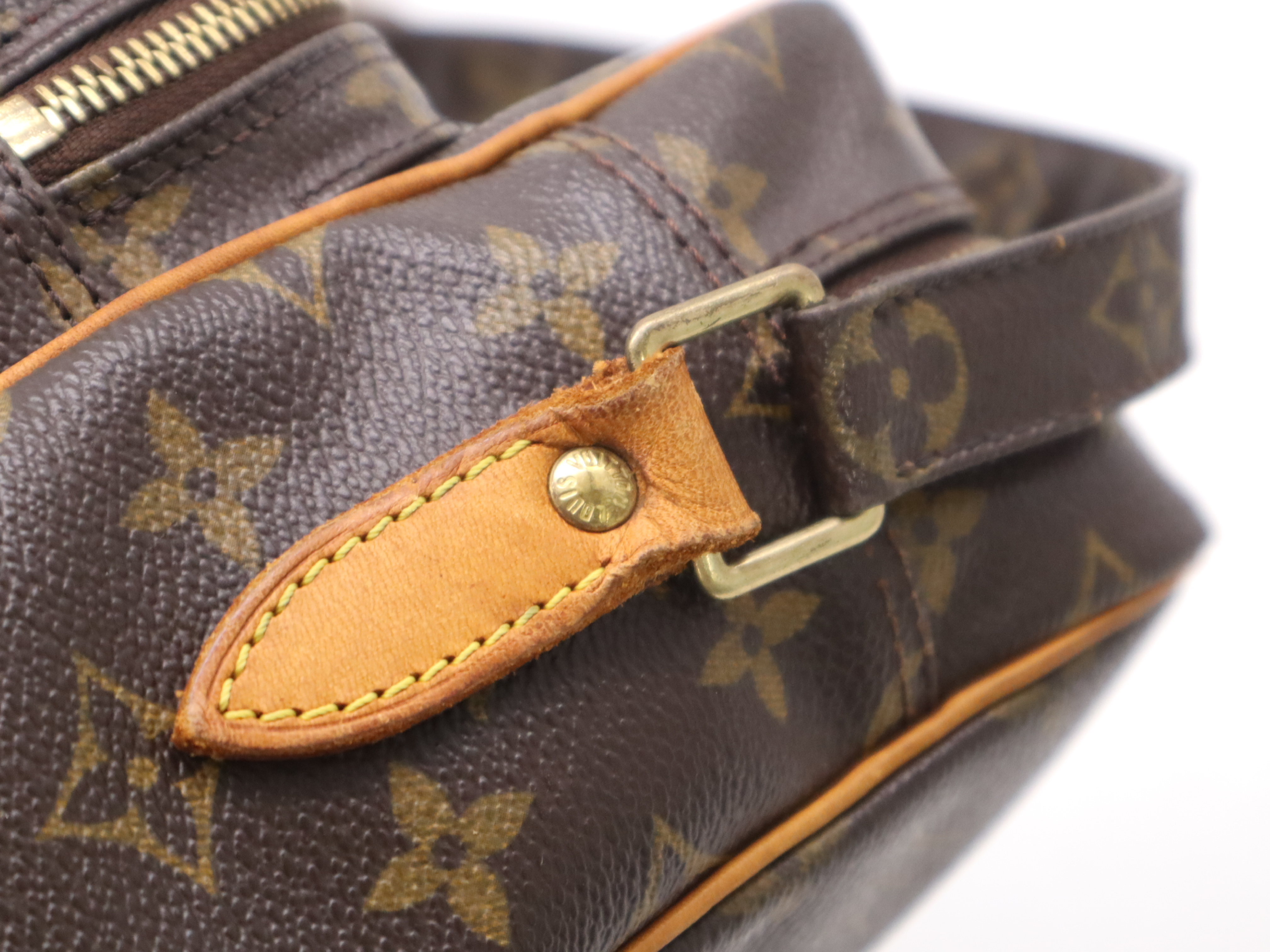 M45244 Monogram Nile Shoulder Bag — view 8