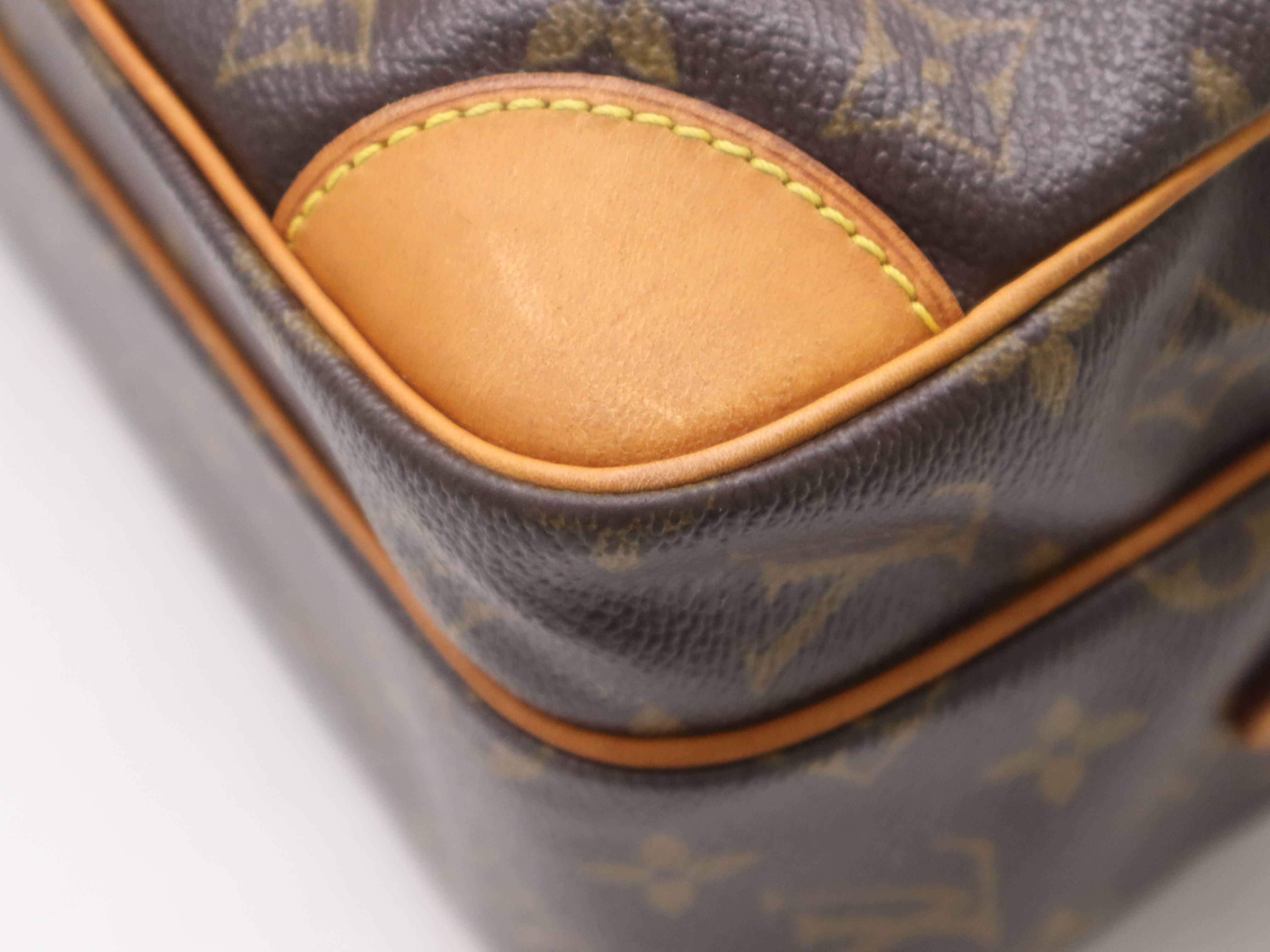 M45244 Monogram Nile Shoulder Bag — view 9