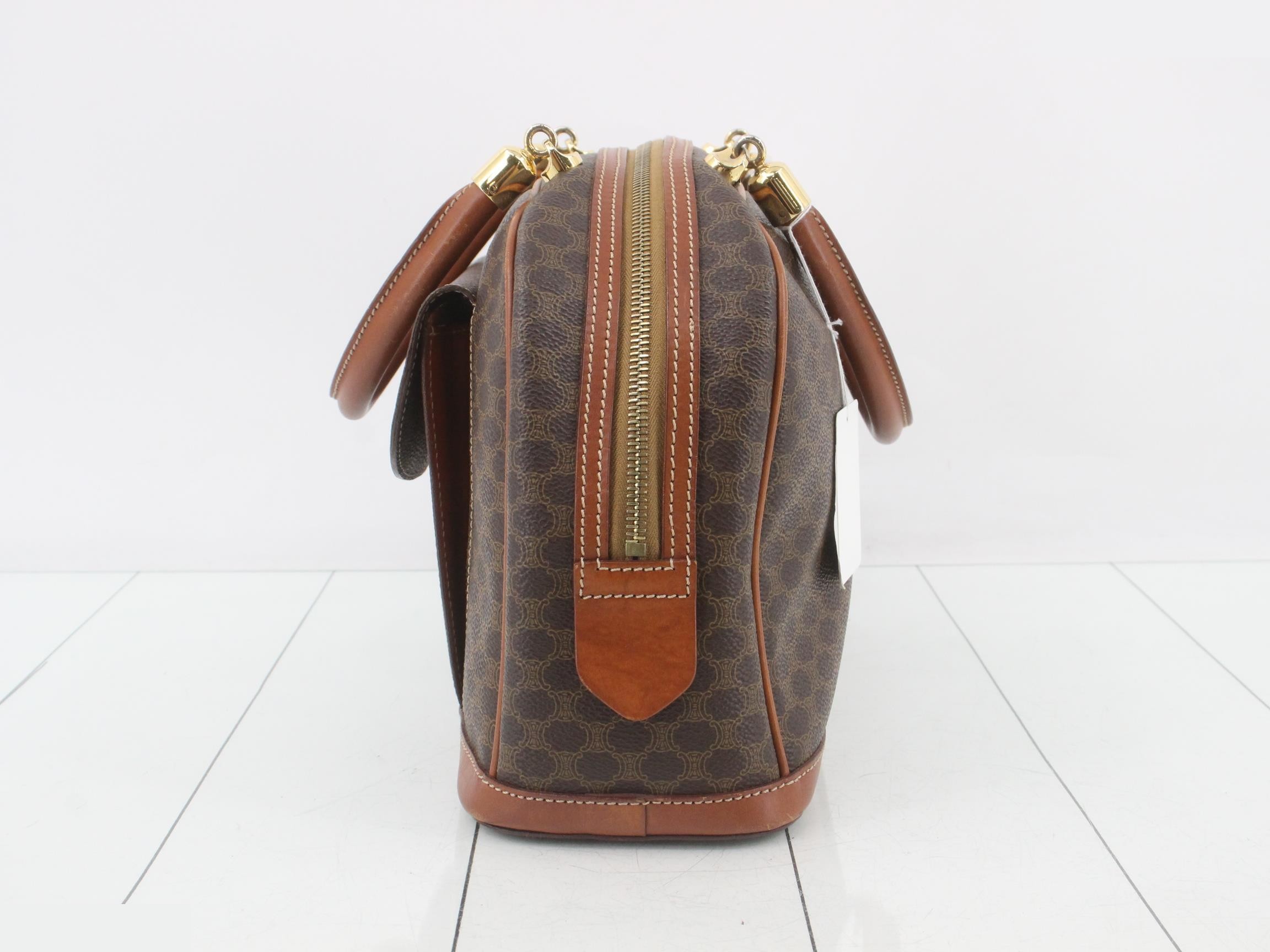 handbag — view 3