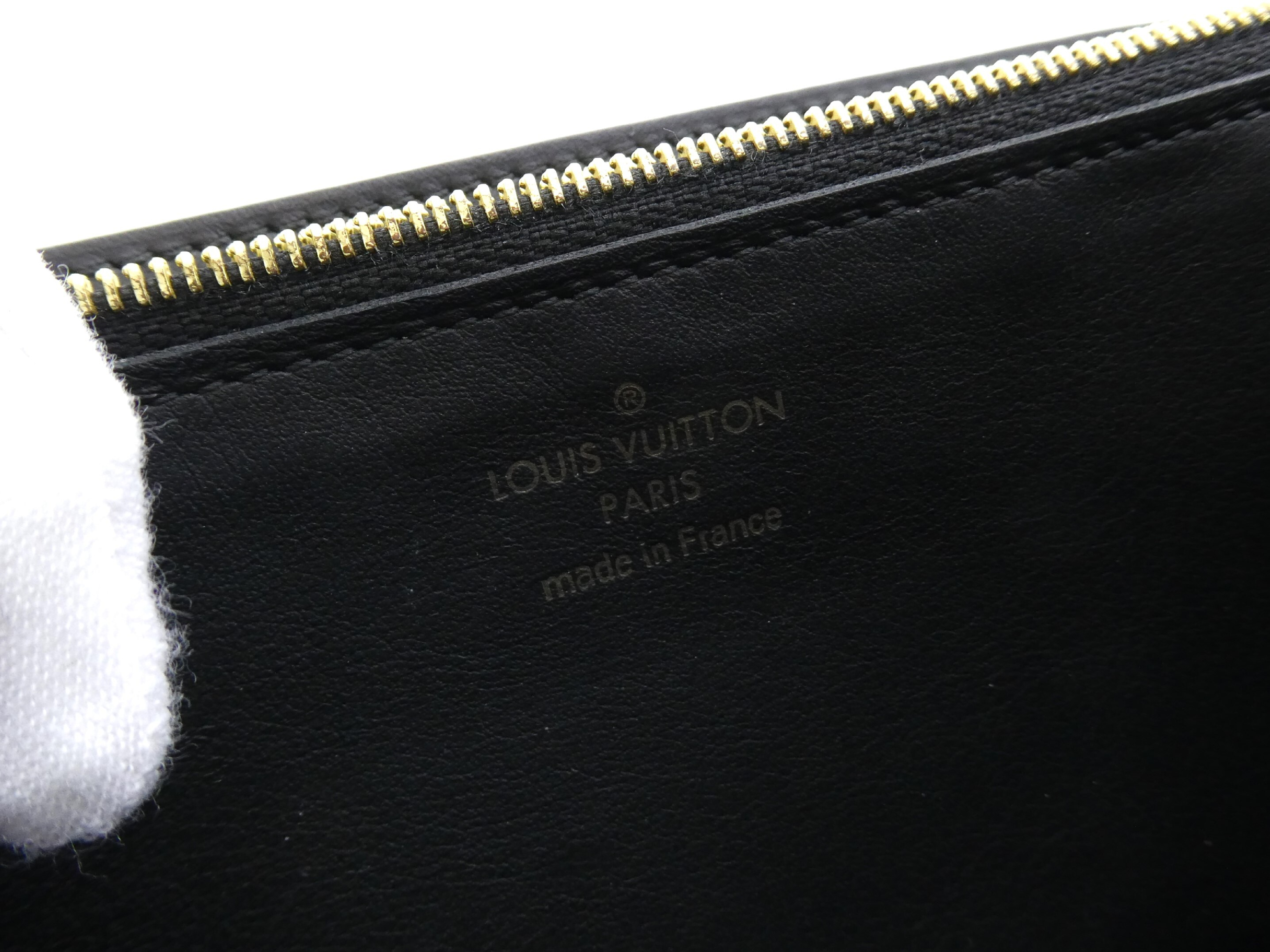 Portefeuille Capucines Studded Wallet — view 8