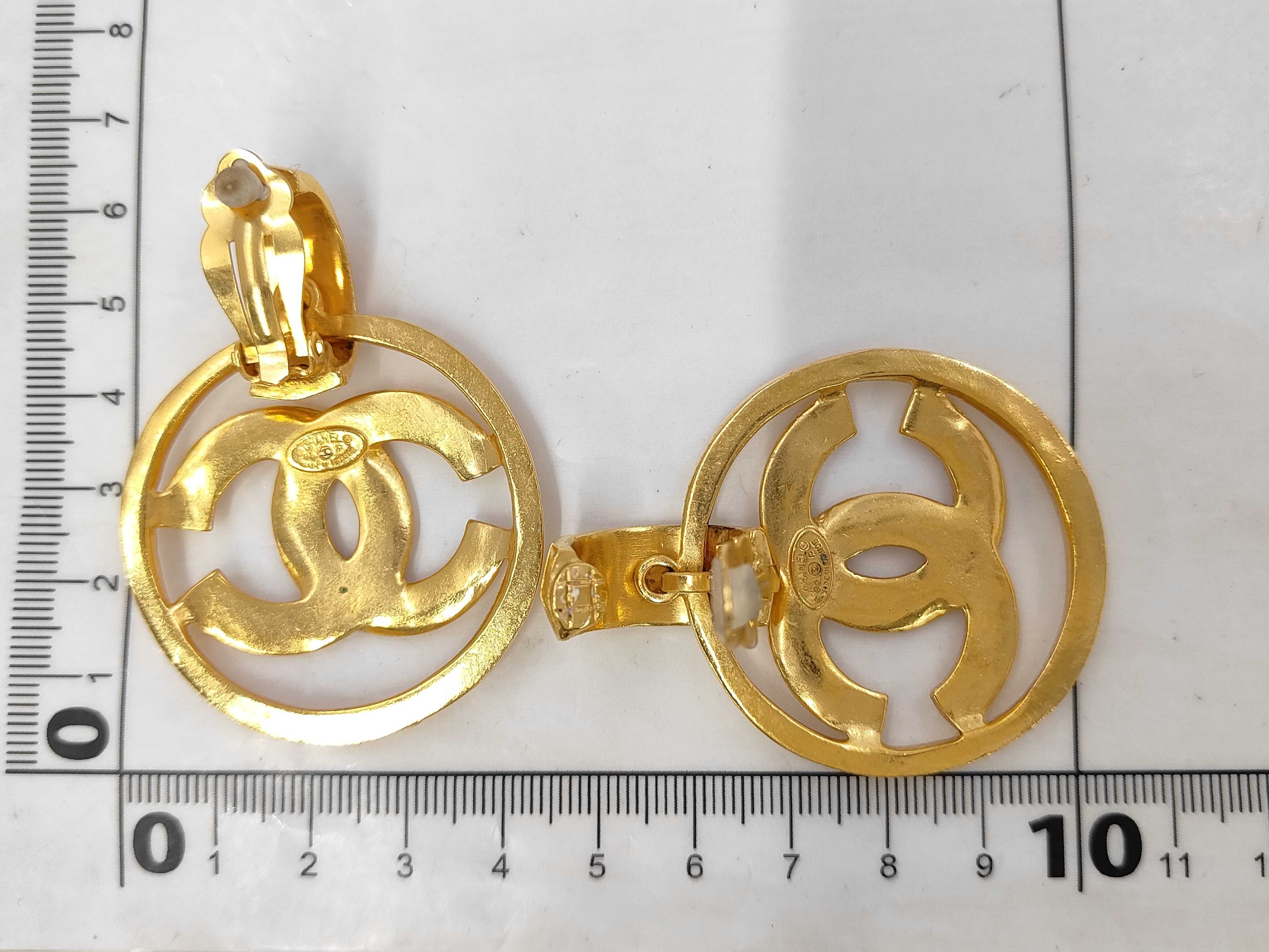 Coco Mark Circle Swing Gold Color Earrings — view 5