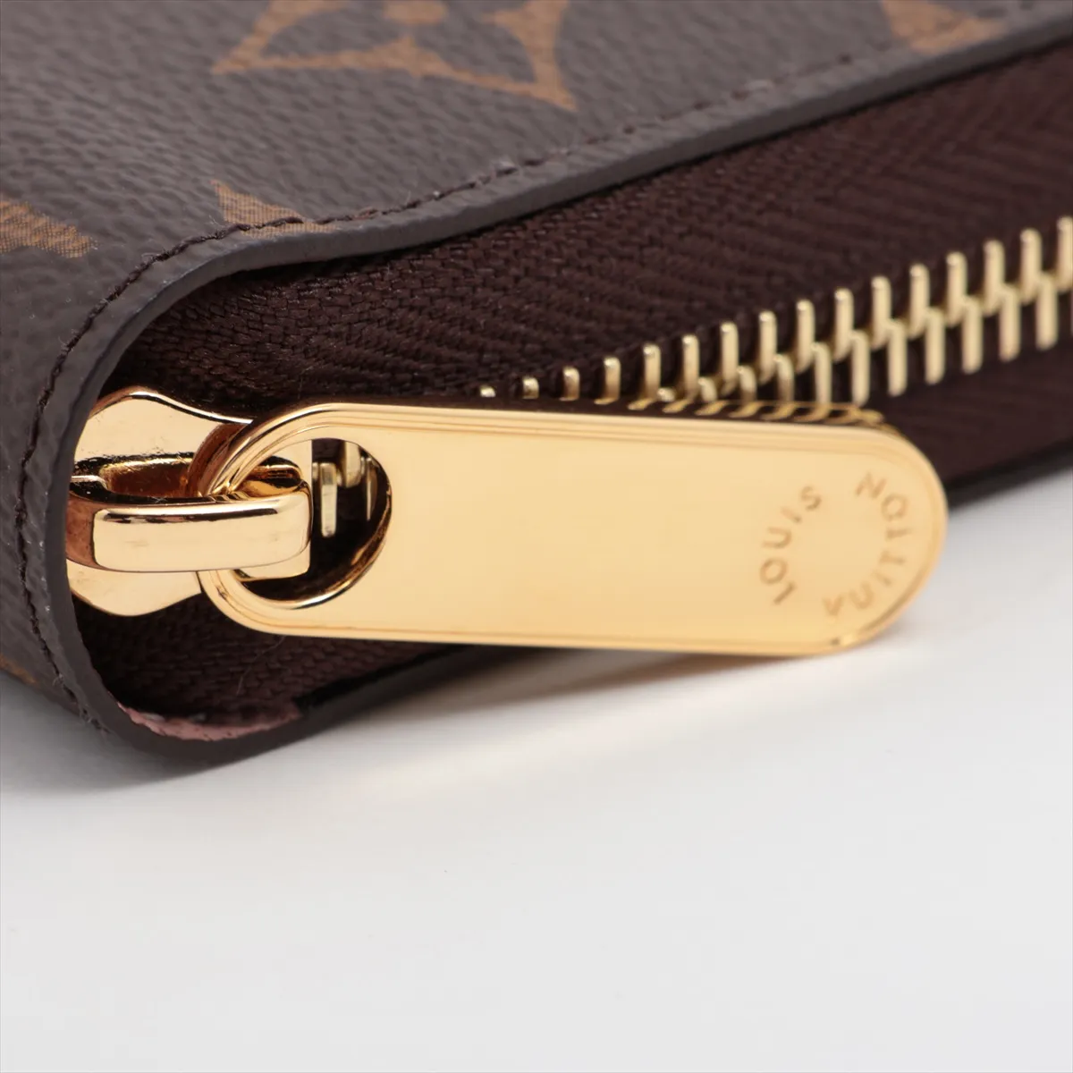 Monogram Zippy Wallet M41894 Rose Ballerine Round Zip Wallet (RFID detected) — view 13