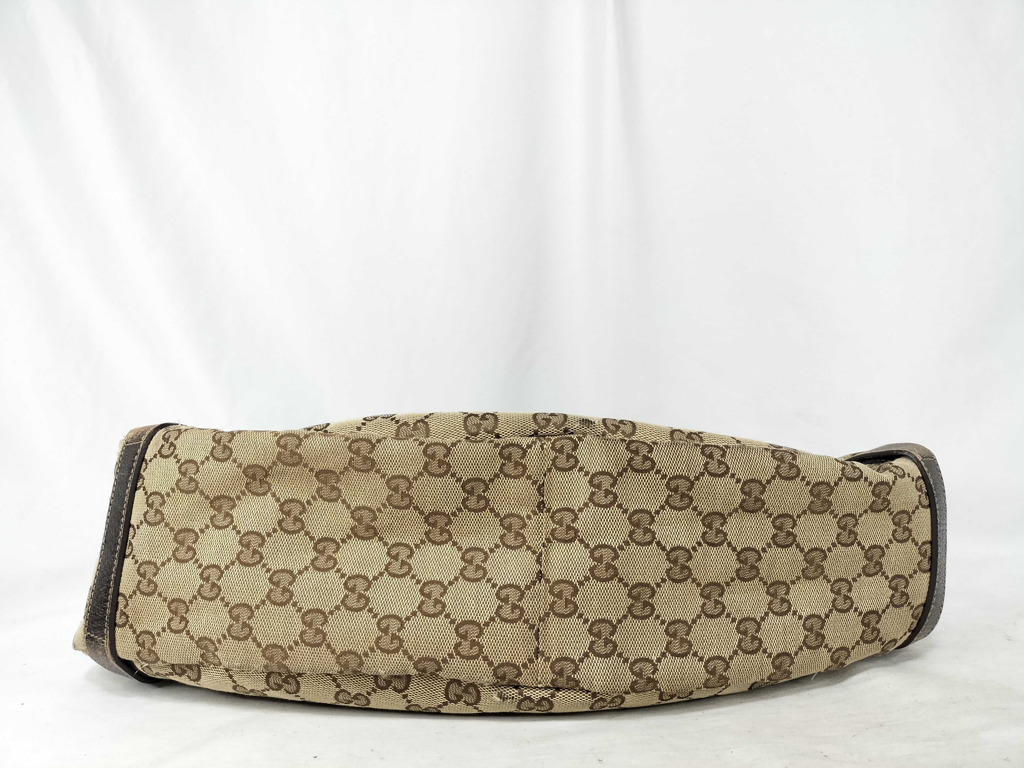 GG Canvas Shoulder Bag Tote Bag — view 7