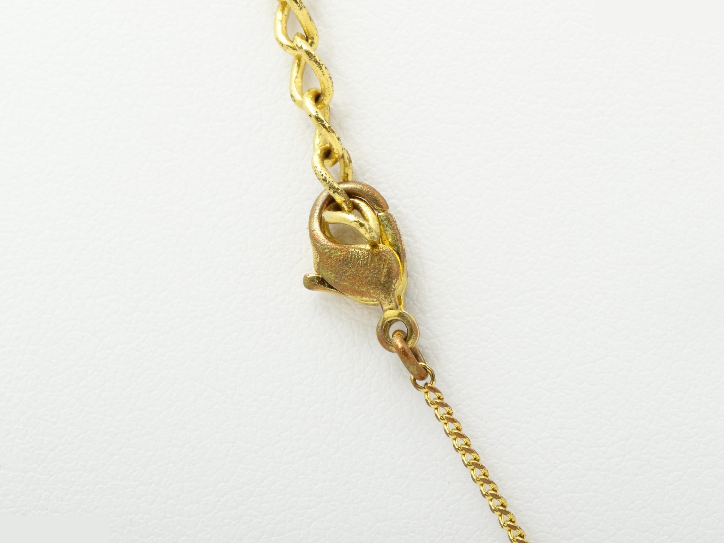 Other lines: Precious metal necklaces and pendants, round shape, chain approximately 56cm. — view 2