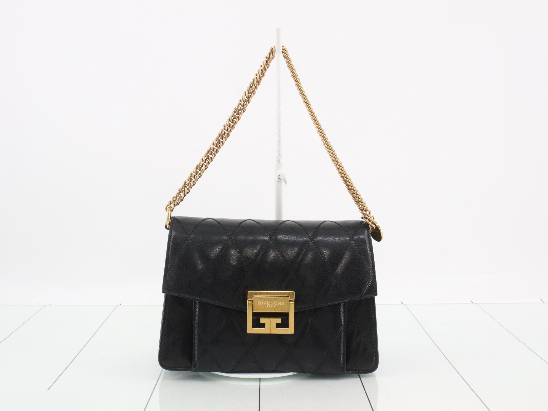Other lines: Bags and shoulder bags
