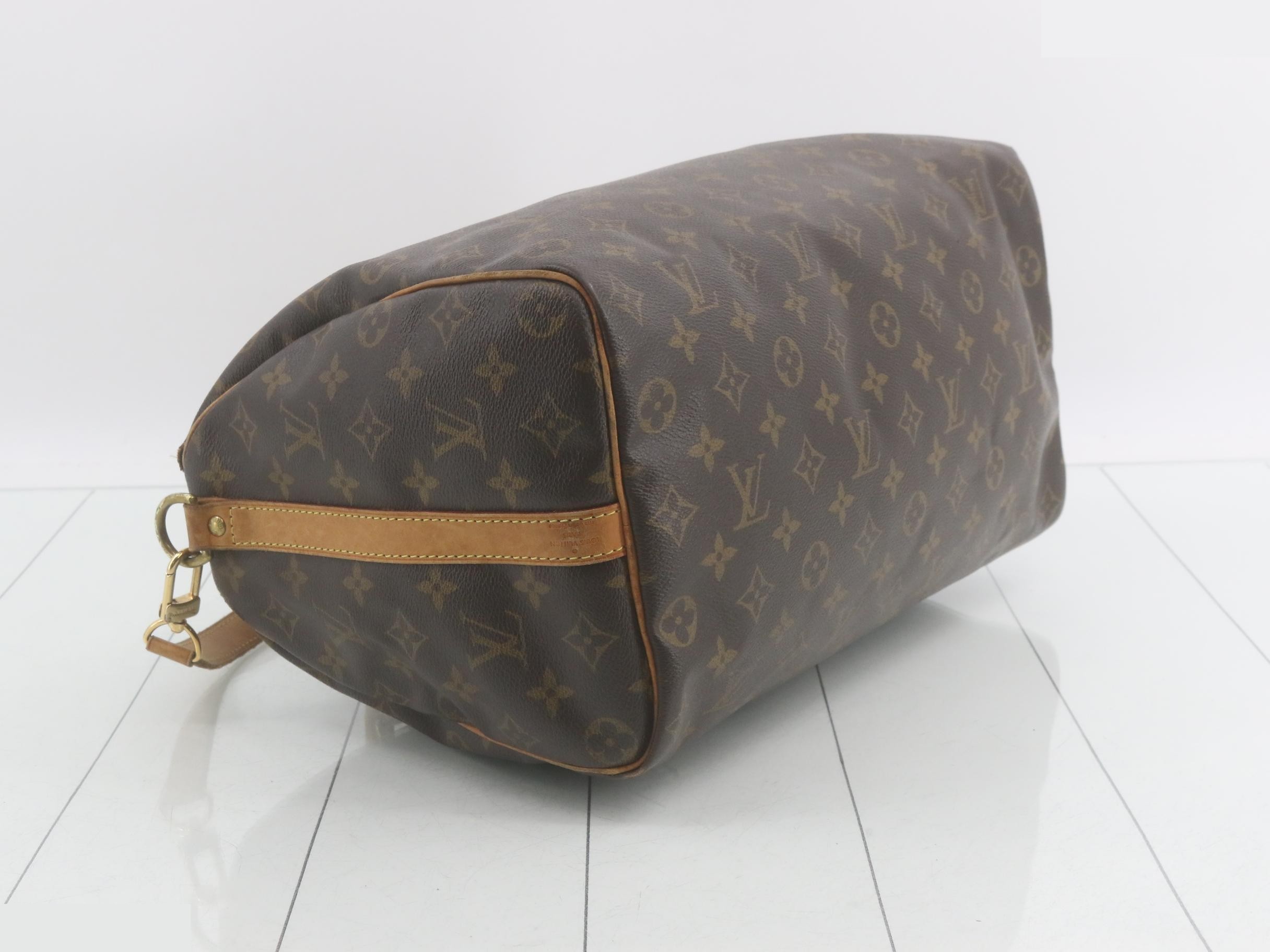LV Monogram Speedy Bandoulière 30 2-Way Bag — view 5