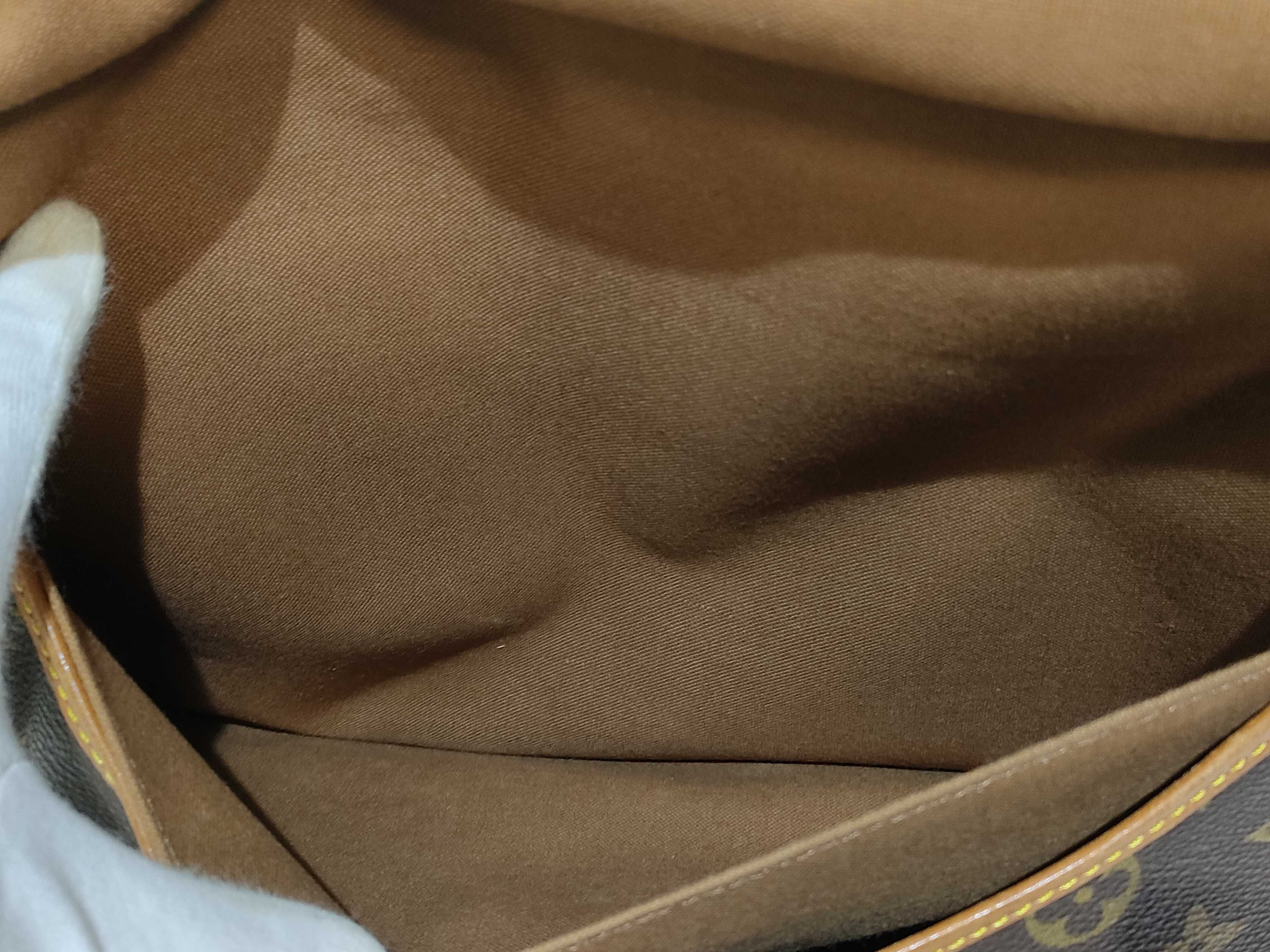 Monogram LV Saumur Shoulder Bag — view 9