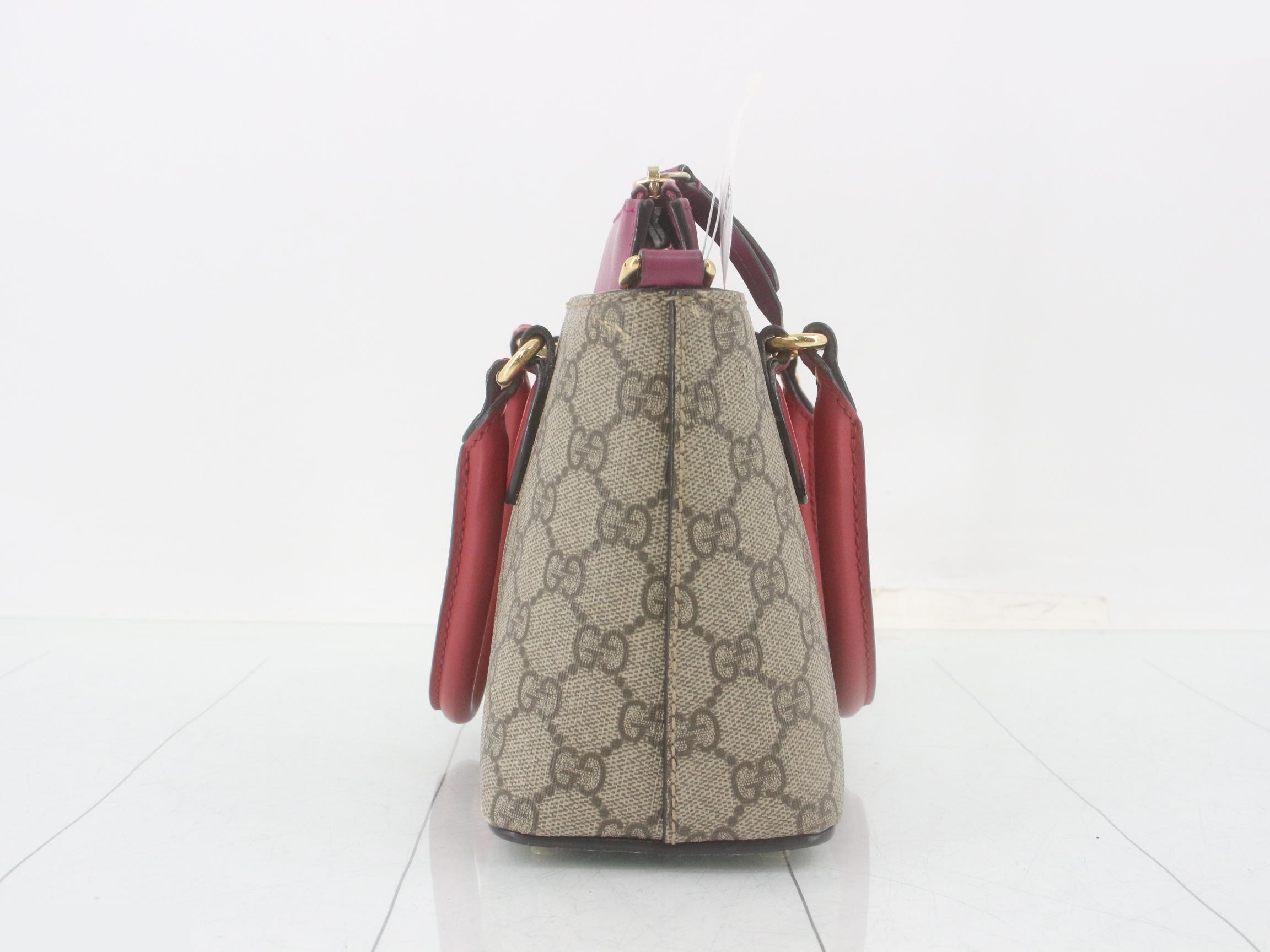 GG Supreme handbag — view 4