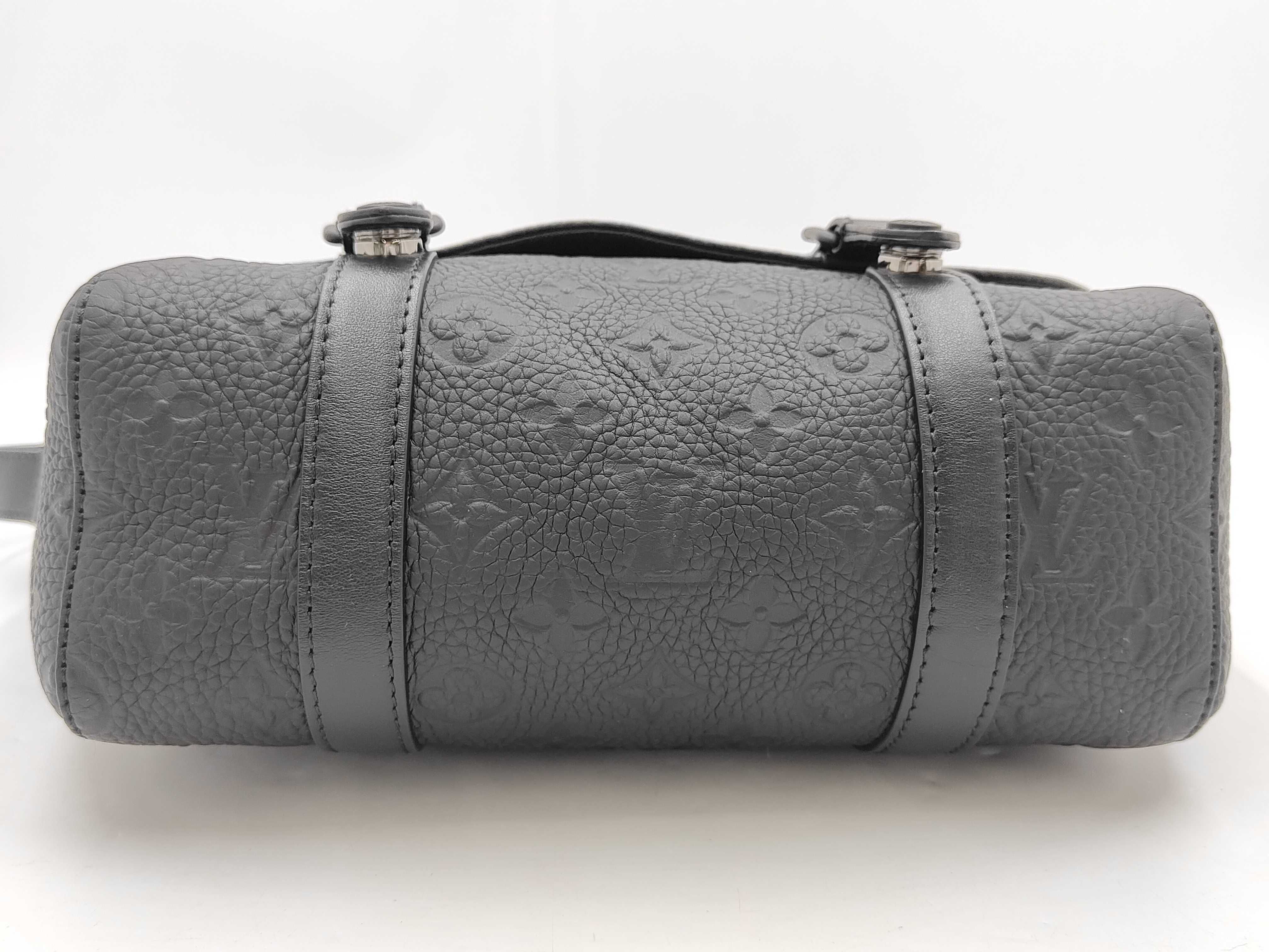 Christopher Messenger M28324 Taurillon Monogram Shoulder Bag — view 6