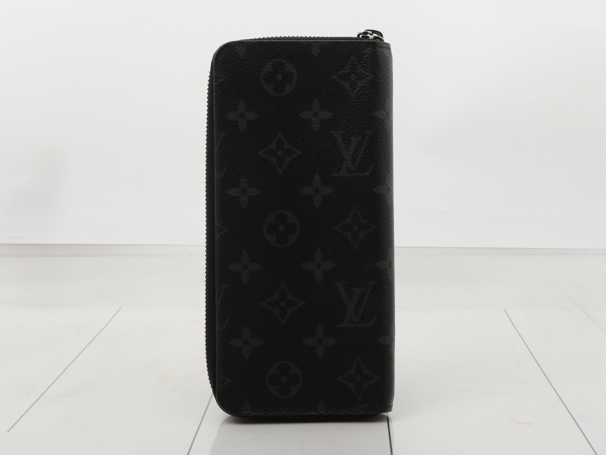 Zippy Wallet Vertical — view 2