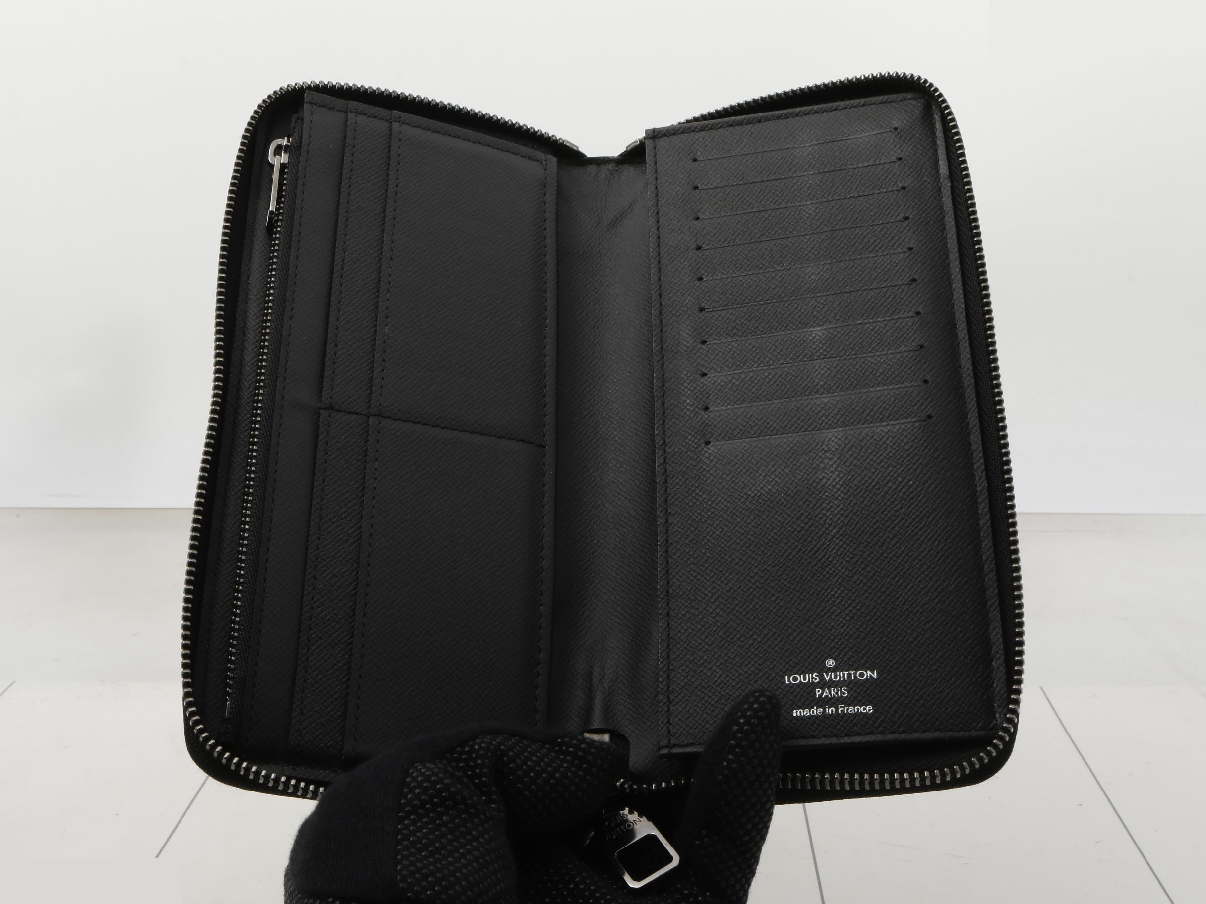 Zippy Wallet Vertical — view 4