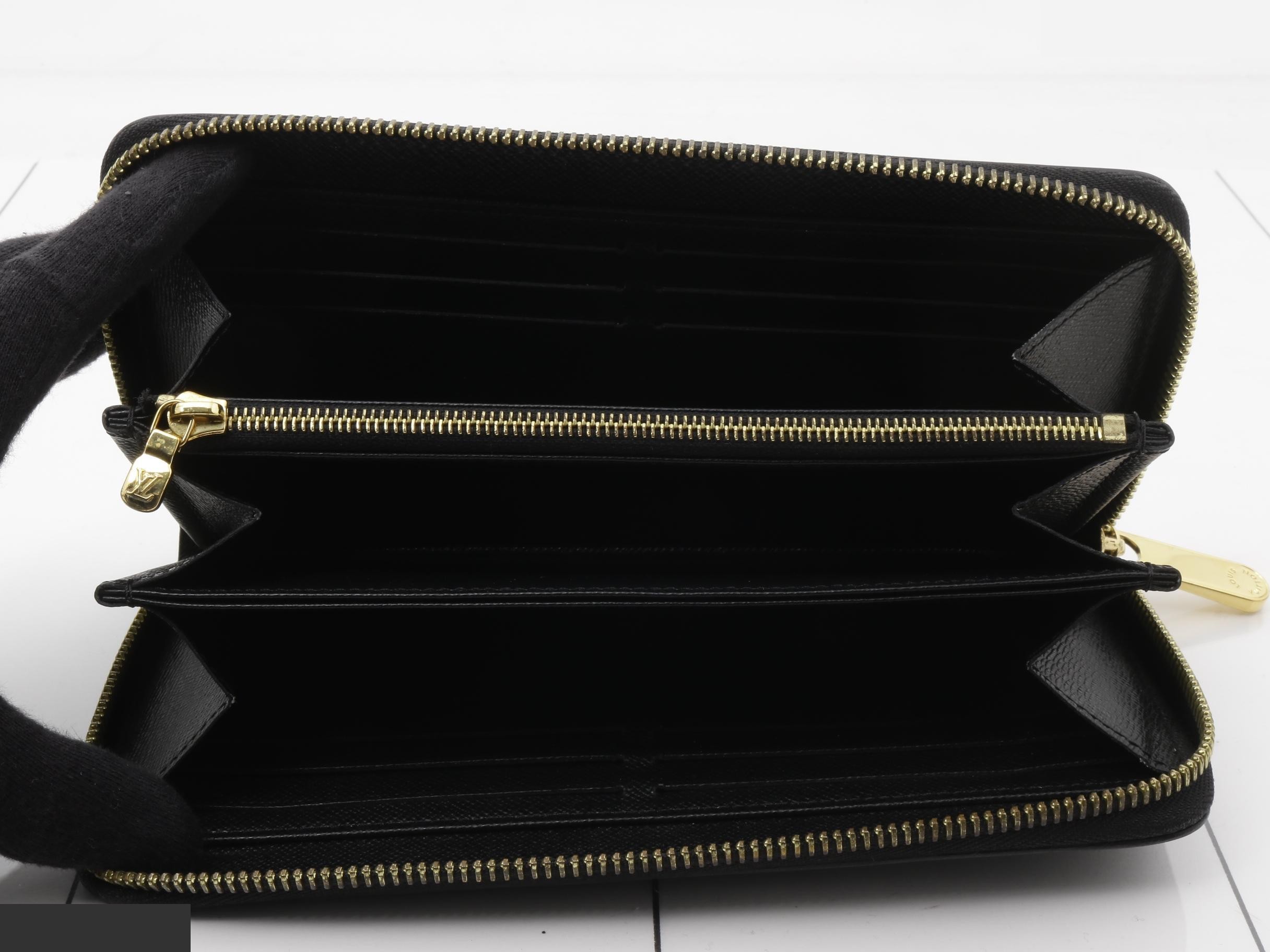 Zippy Wallet — view 4