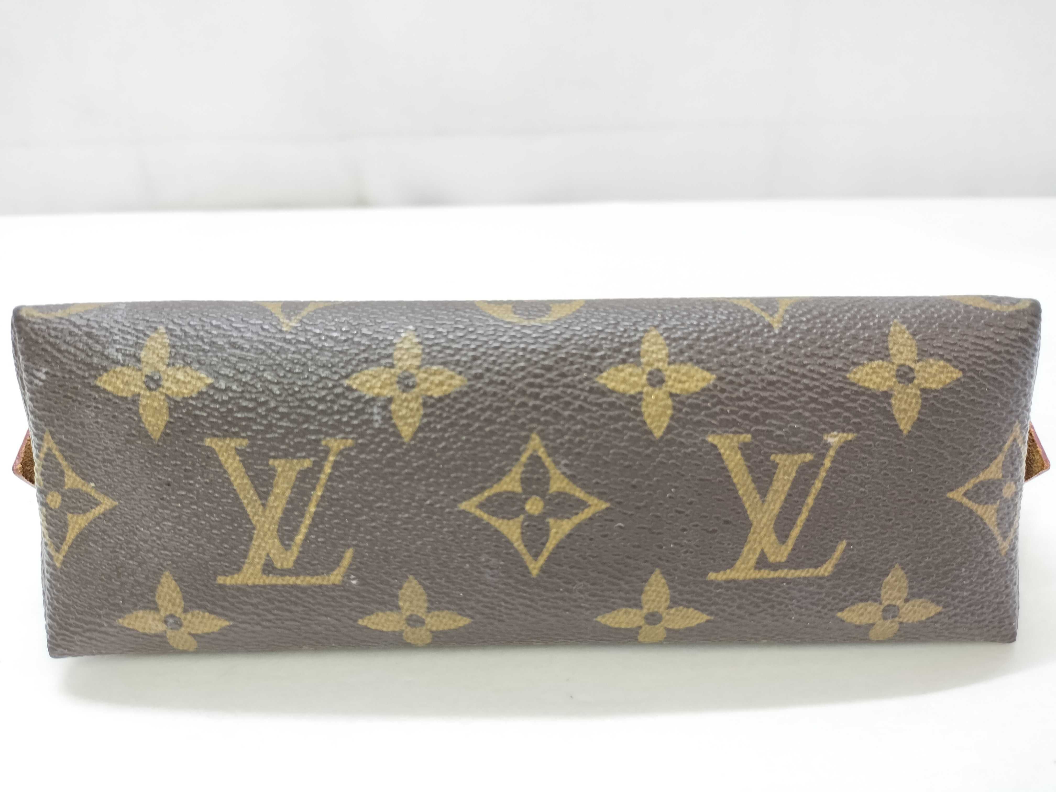 Monogram Louis Vuitton Pochette Cosmetic M47515 Monogram Leather Pouch — view 12