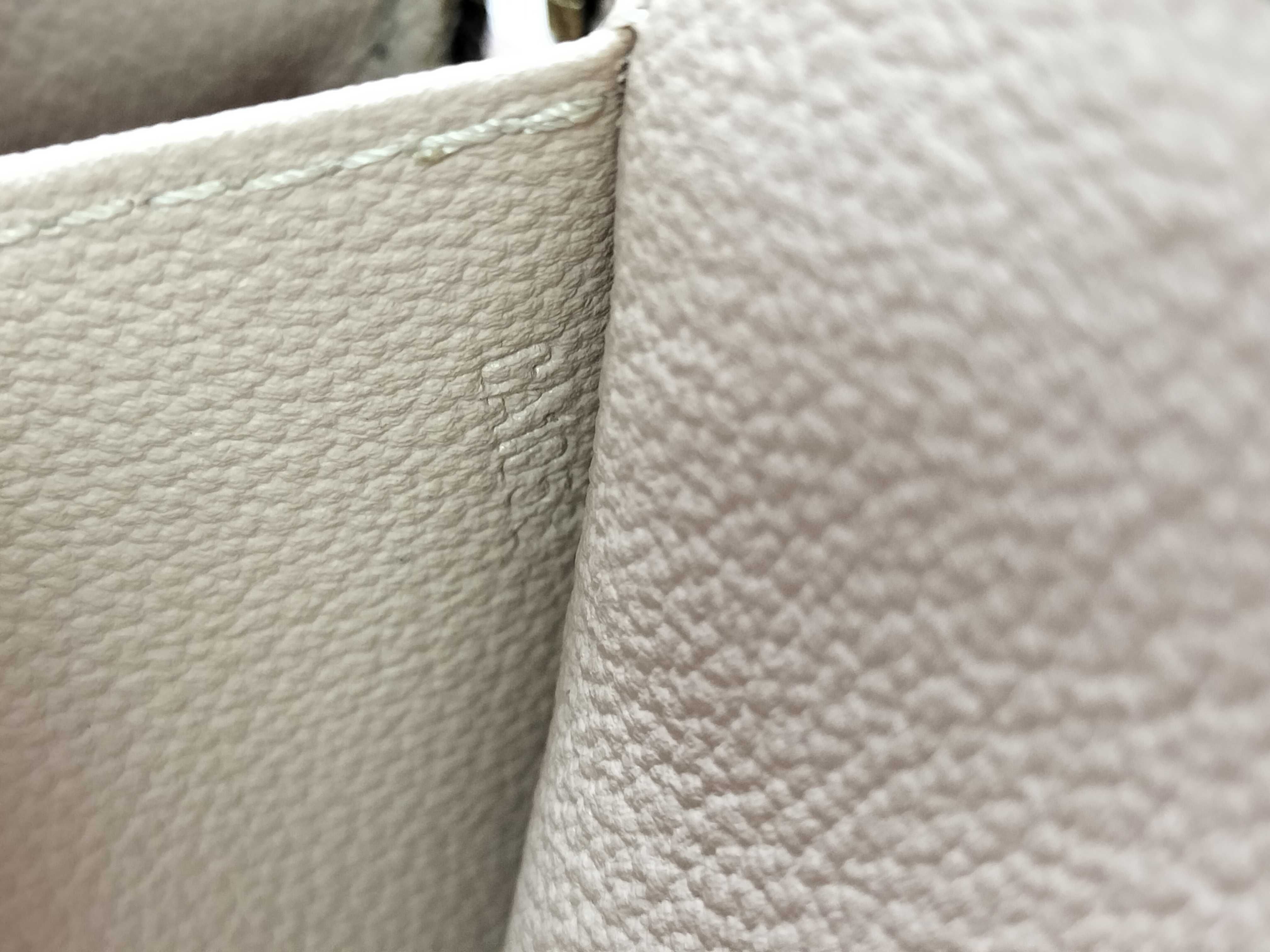 Monogram Louis Vuitton Pochette Cosmetic M47515 Monogram Leather Pouch — view 7
