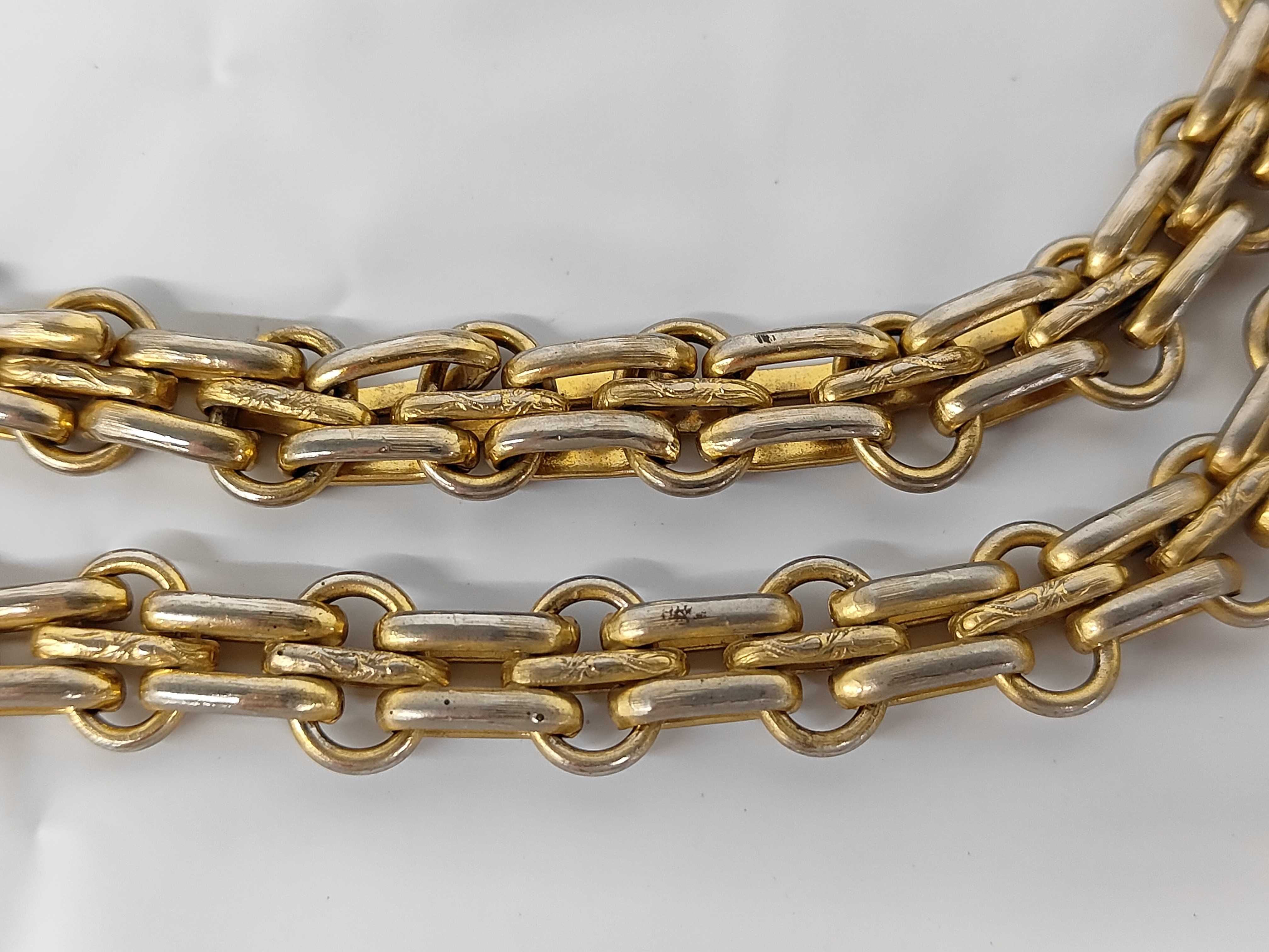 Lambskin Matelassé Chain Shoulder Bag (Vintage) — view 4