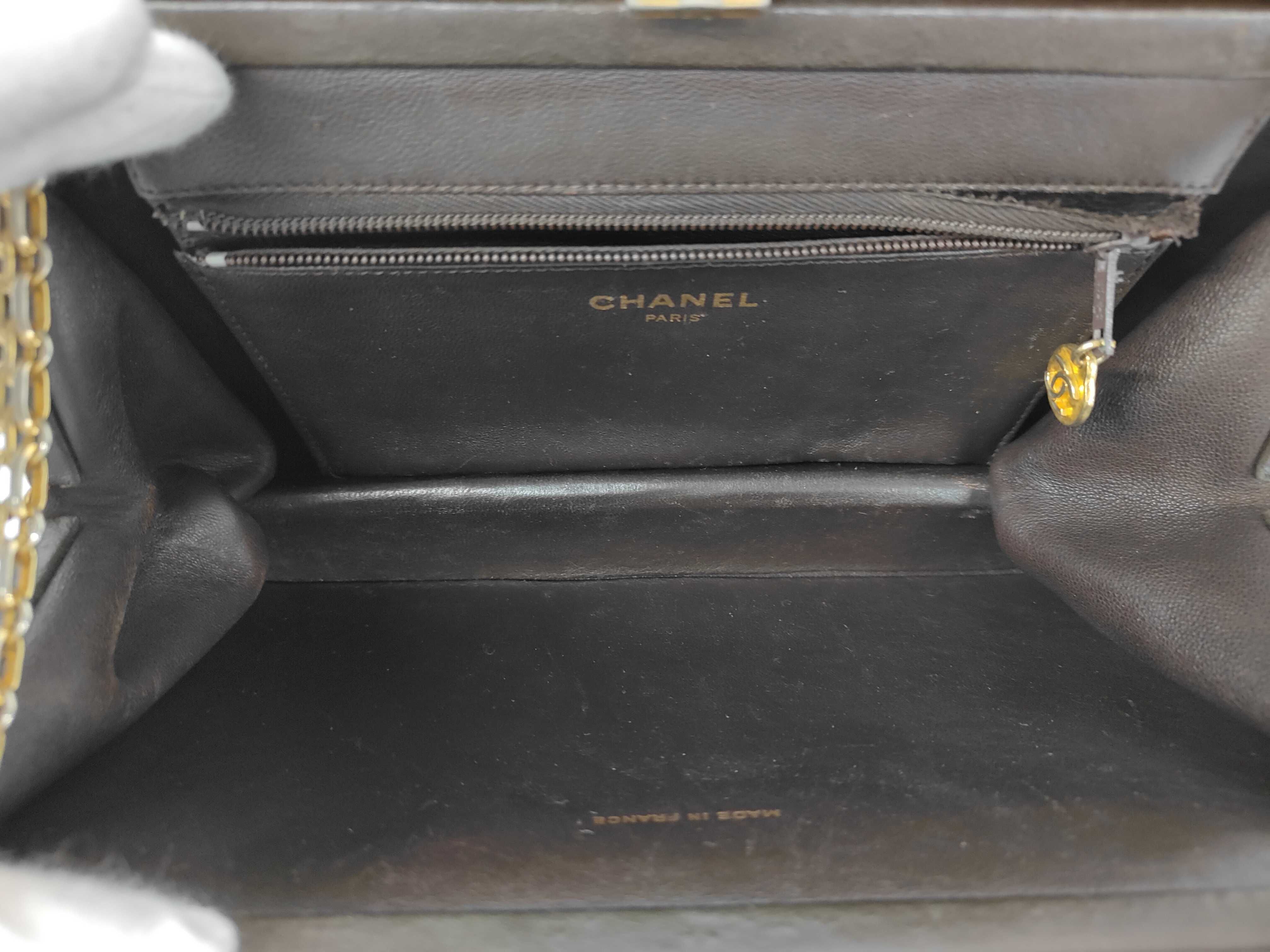 Lambskin Matelassé Chain Shoulder Bag (Vintage) — view 10
