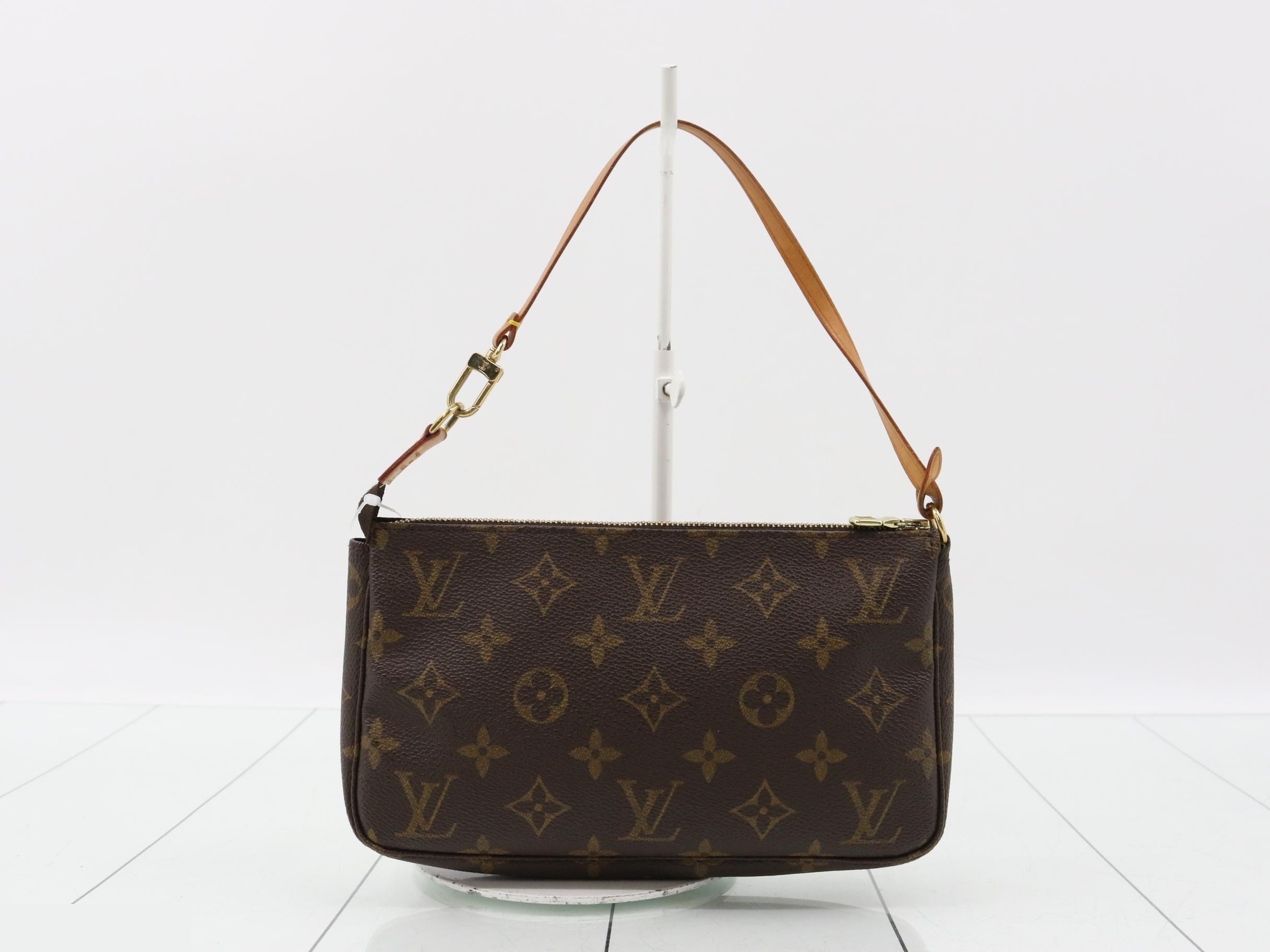 Pochette Accessoires (old model) — view 2