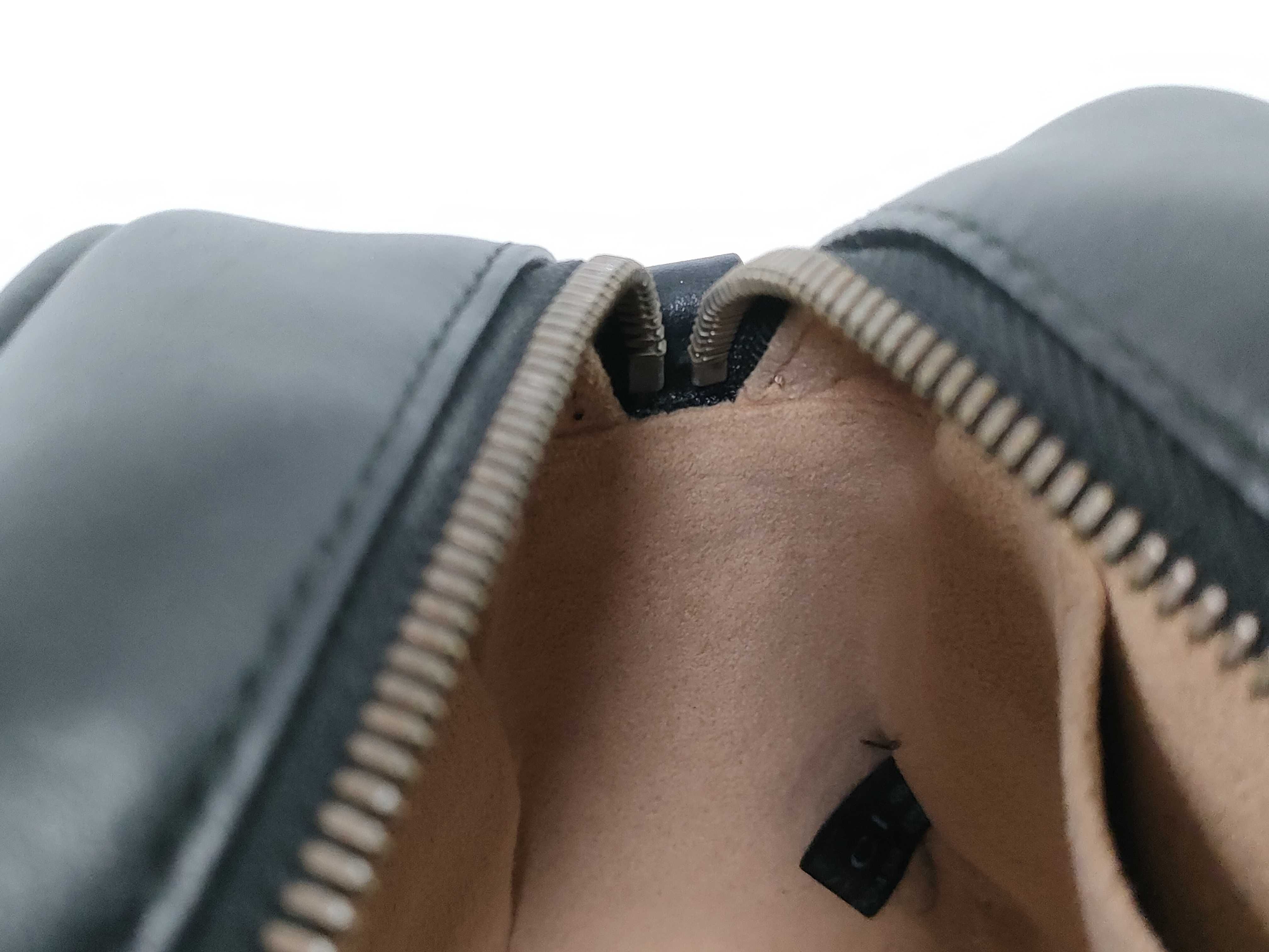 GG Marmont Quilted Camera Bag Shoulder Bag — view 12