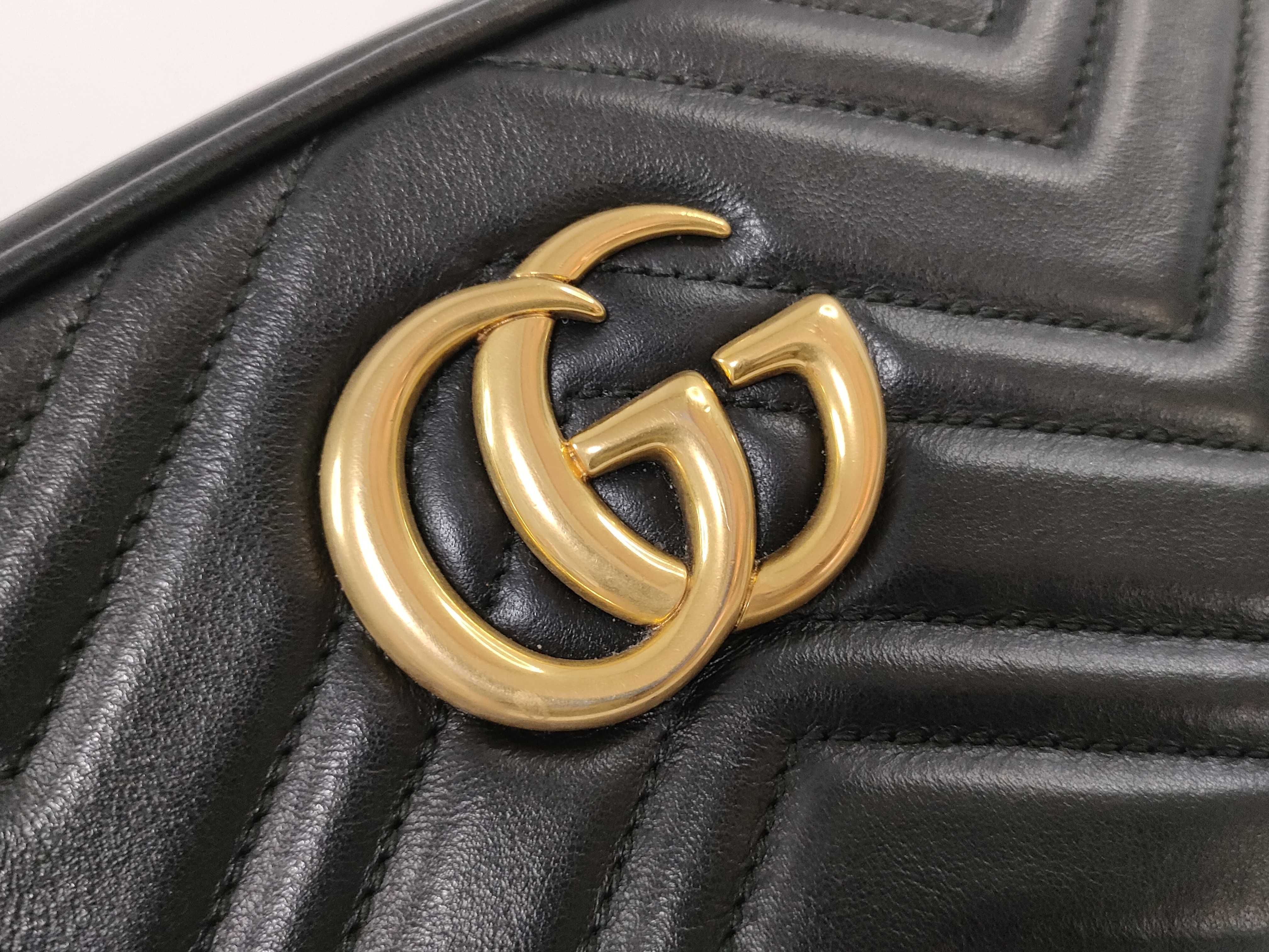 GG Marmont Quilted Camera Bag Shoulder Bag — view 14