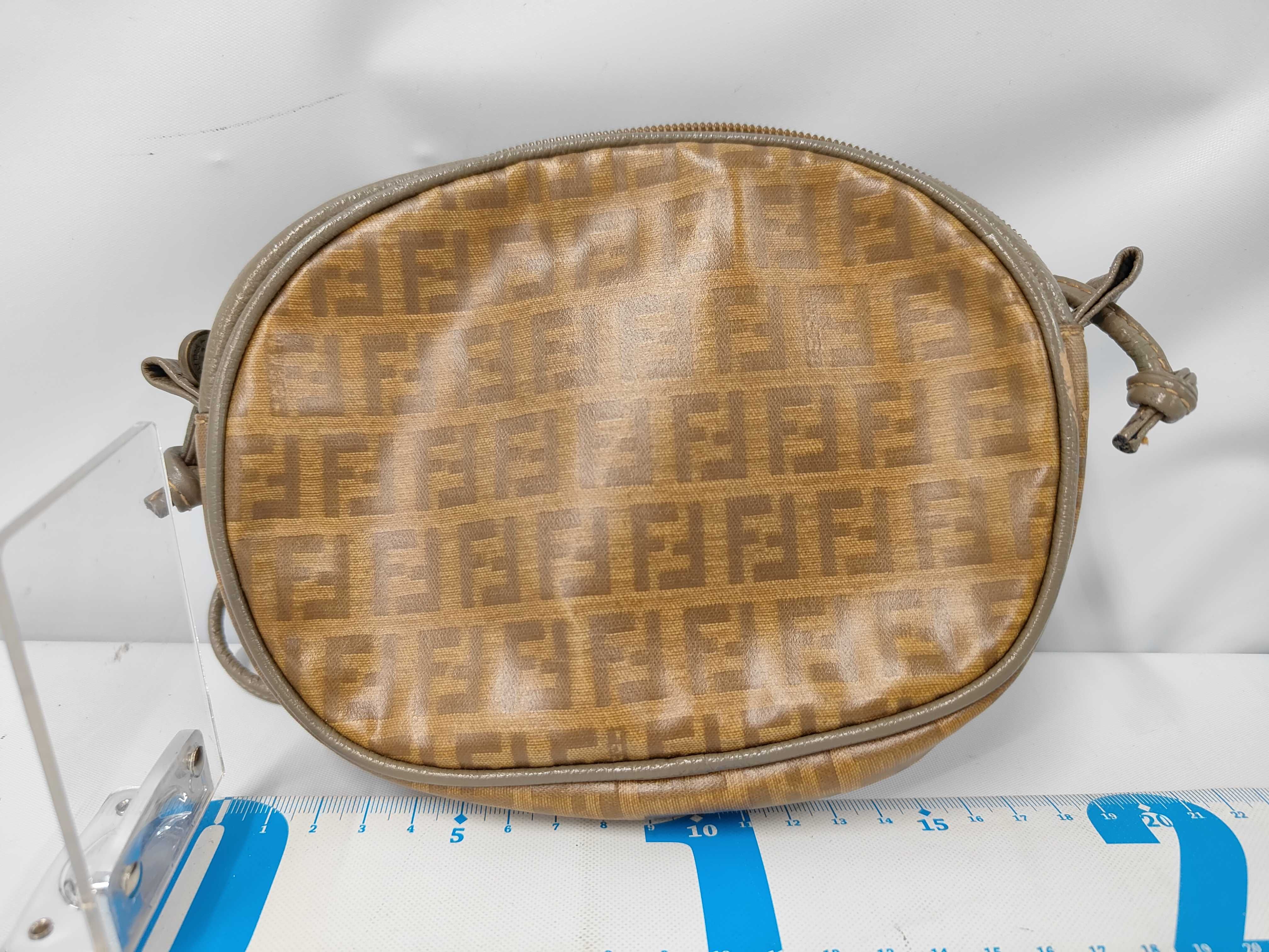 Zucchino Shoulder Bag — view 2
