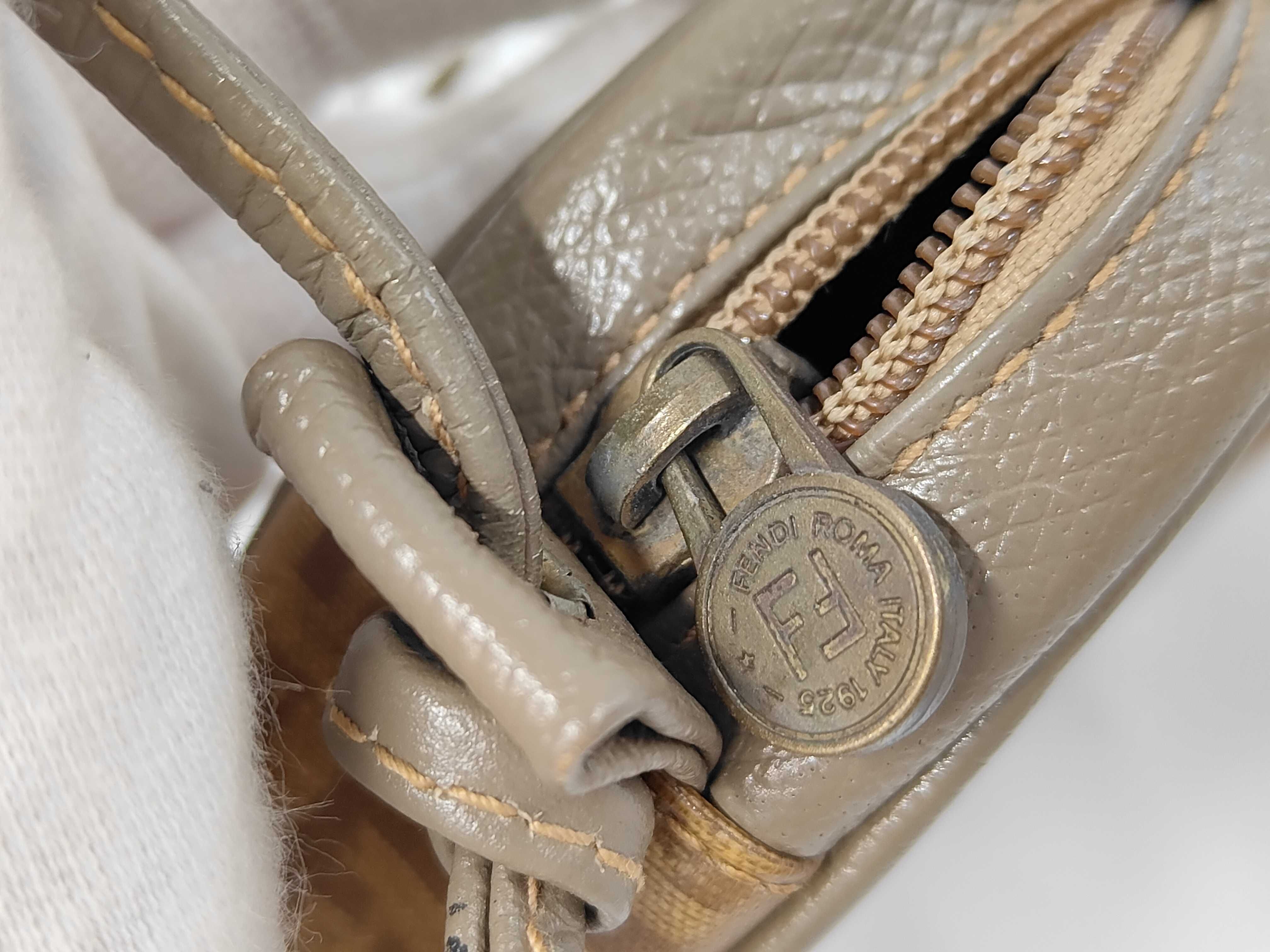Zucchino Shoulder Bag — view 8