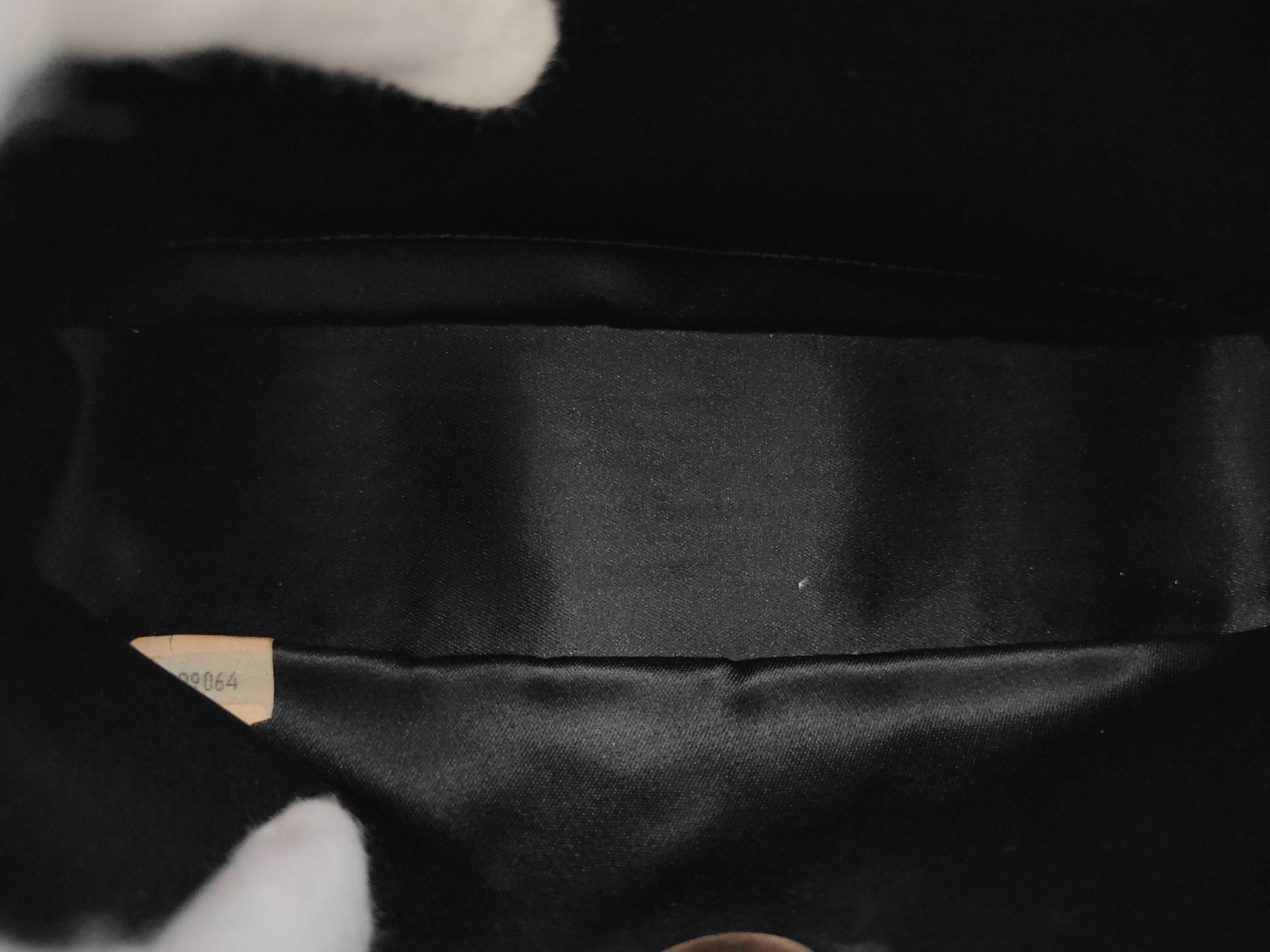 CF Chain Shoulder Bag — view 8